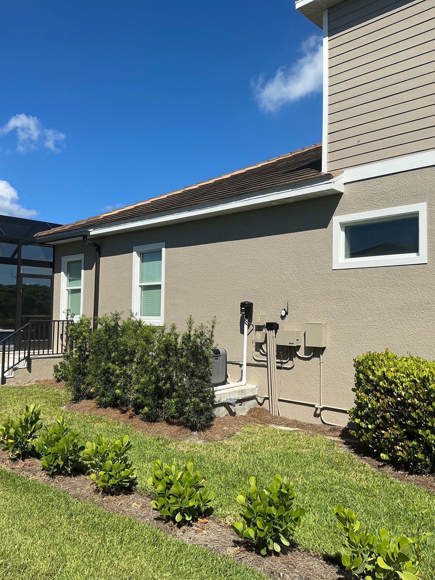 Bronze Downspouts & 7-Inch K-style Seamless Gutter Installation in Fort Myers FL by Gutter Professors