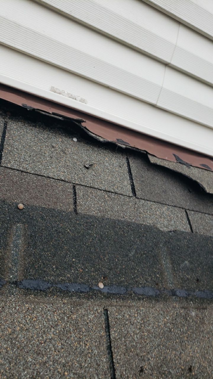 Fairfax Station: CertainTeed Landmark Pro Designer Shingles in Max Def Weathered Wood by RM Banning, Inc.