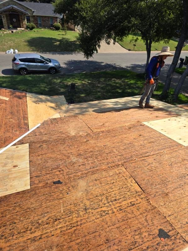New Roof and Exterior Paint by Harvey Roofing & Construction