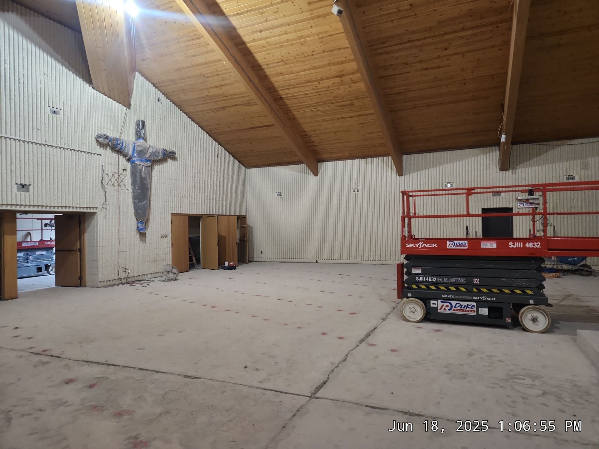 Commercial Chapel Interior Remodel in Sioux Falls by Select Painting, Coatings & Garage Cabinets