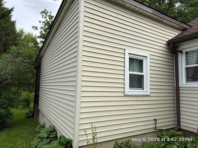 8 Replacement Windows: Columbia City, In 46725