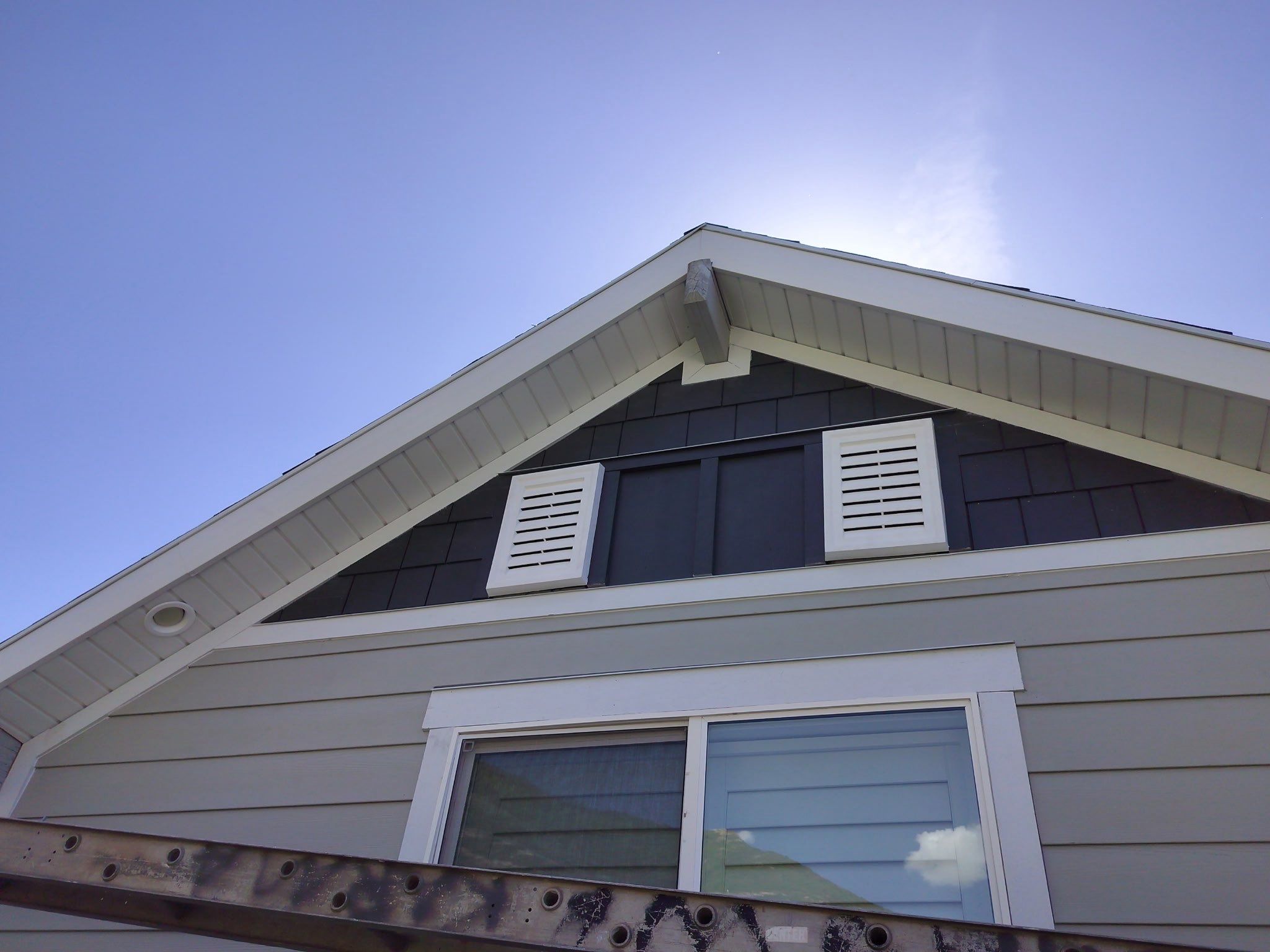 Draper | Hardie Mixed Siding | Custom Green & White by Ideal Siding Utah