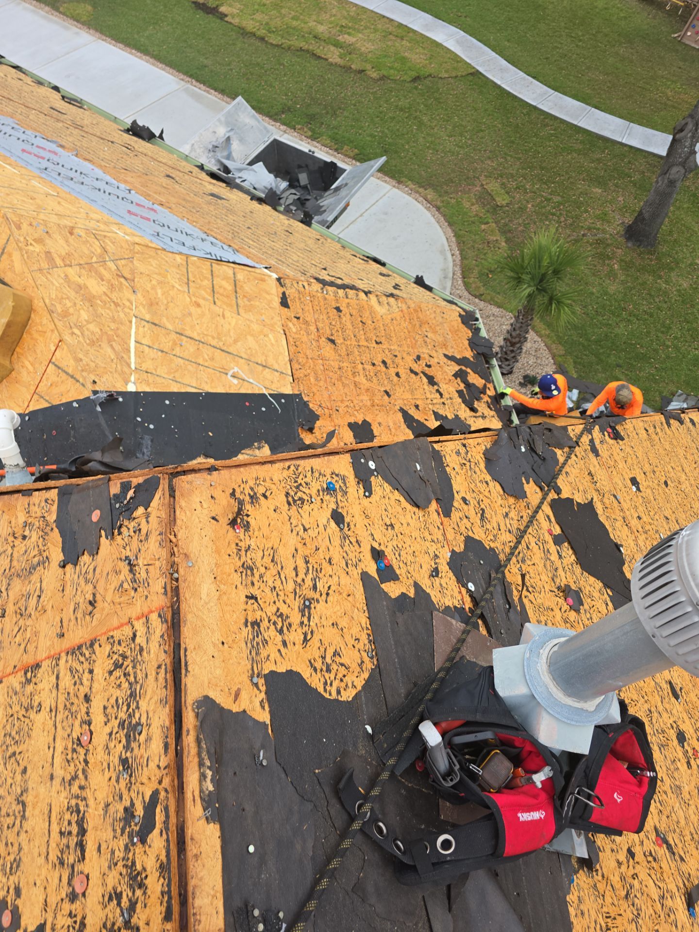 Roof Replacement Houston by Roof Repair Company