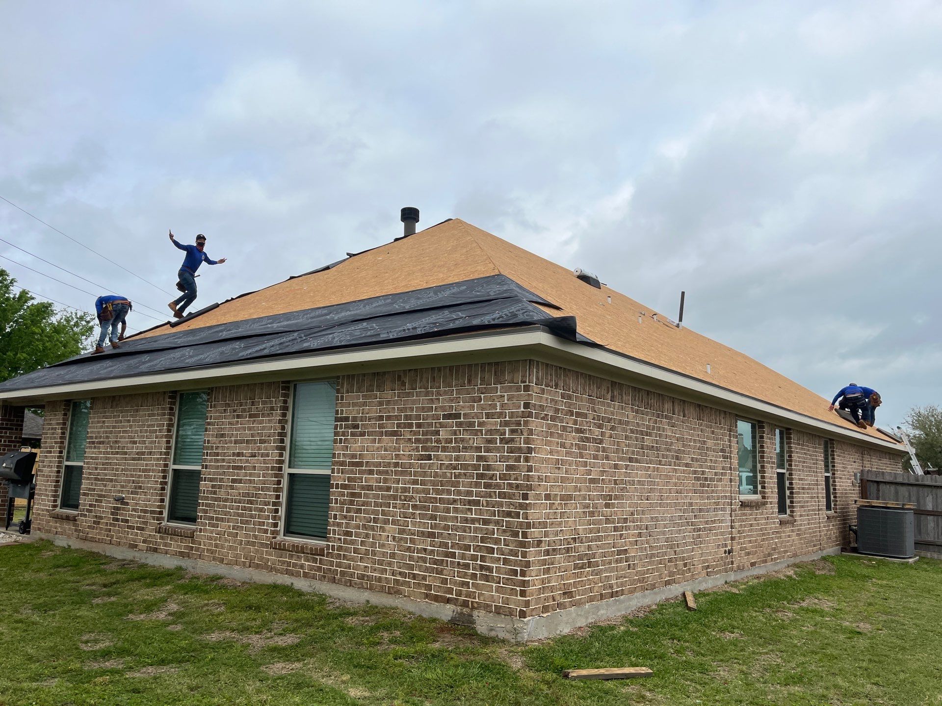 Hail Damage using Owen's Corning Duration (Lifetime) Shingles by Roof Repair Services LLC