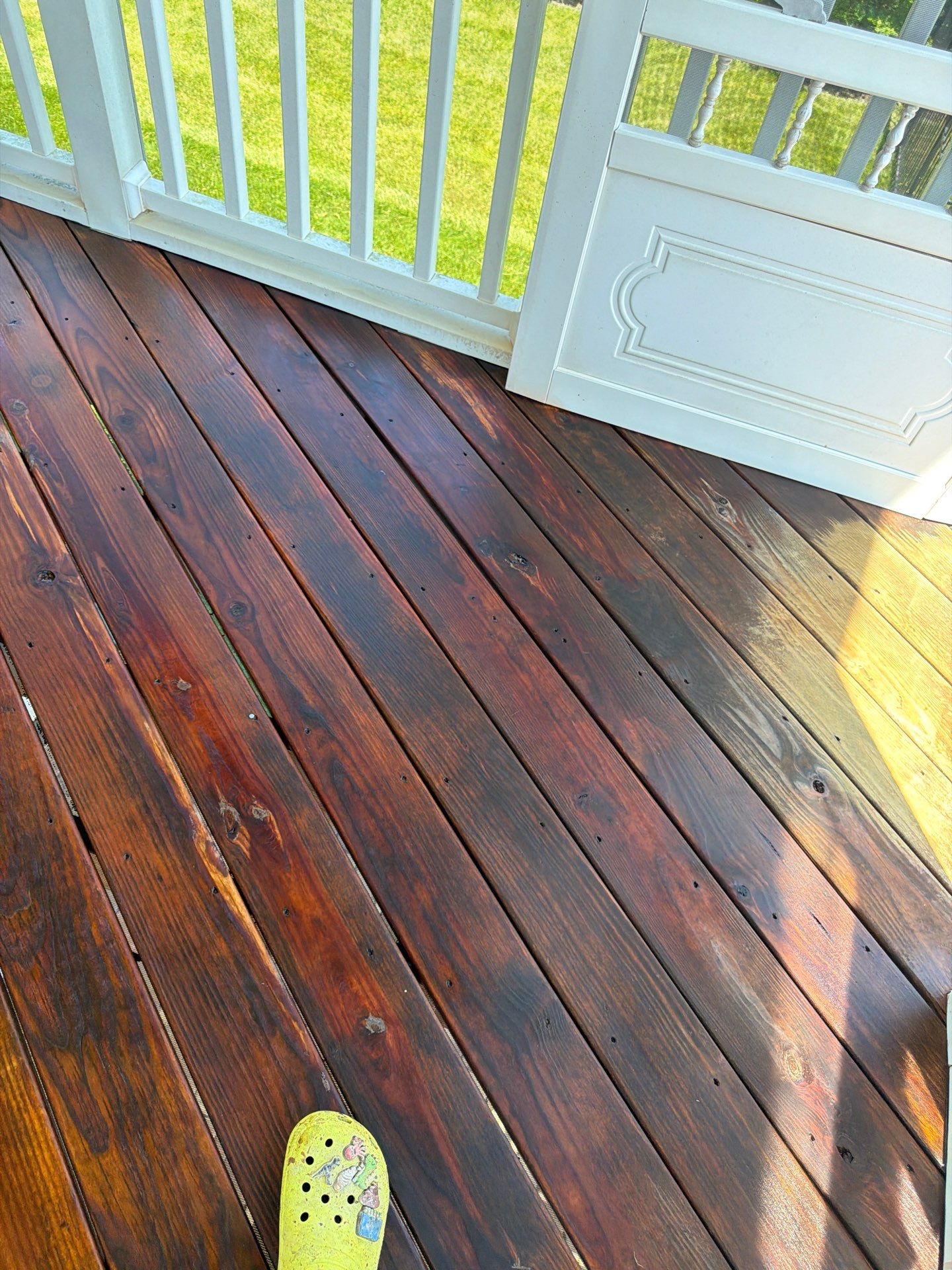 Deck using Wood Sealant by DuraSeal