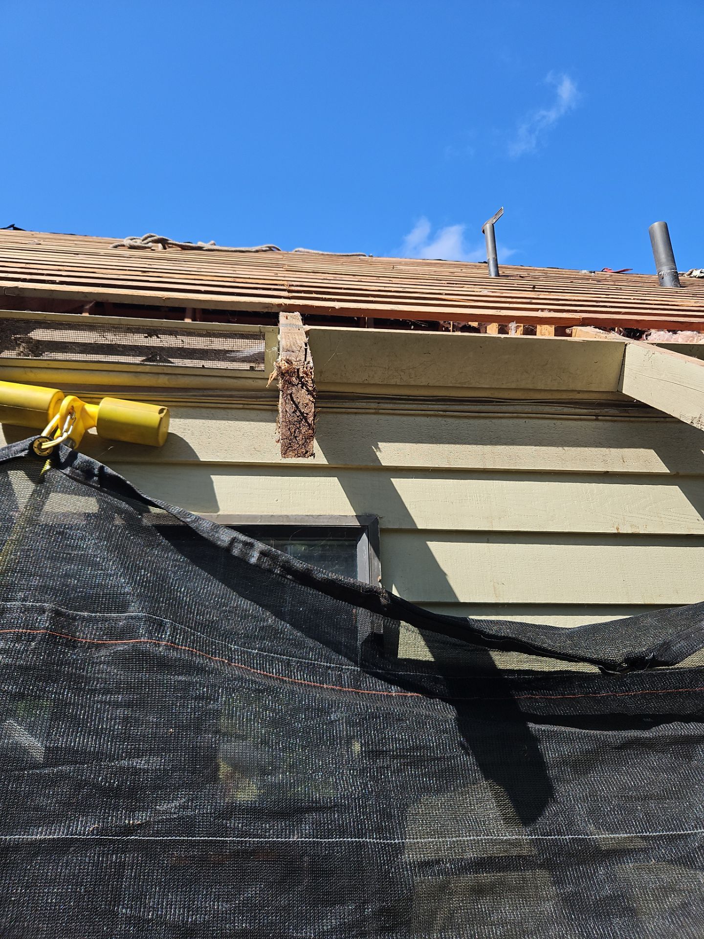 Residential Roofing Installation using IKO Dynasty (Color: Granite Black) by Orezona Building & Roofing Company, Inc.