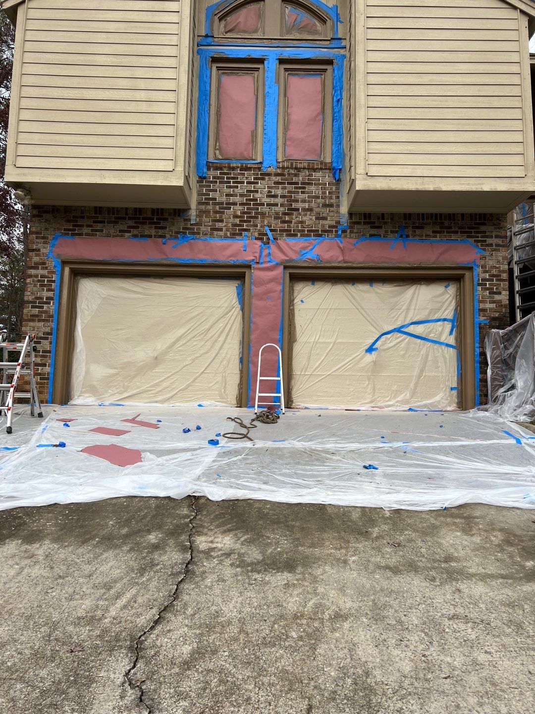 Exterior renovation using James Hardie Siding and Simonton Windows by Indigo State Roofing