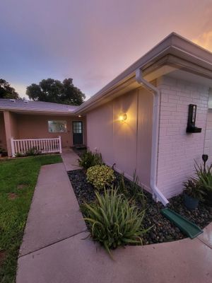 6-Inch Gutters Installed in Fort Myers FL