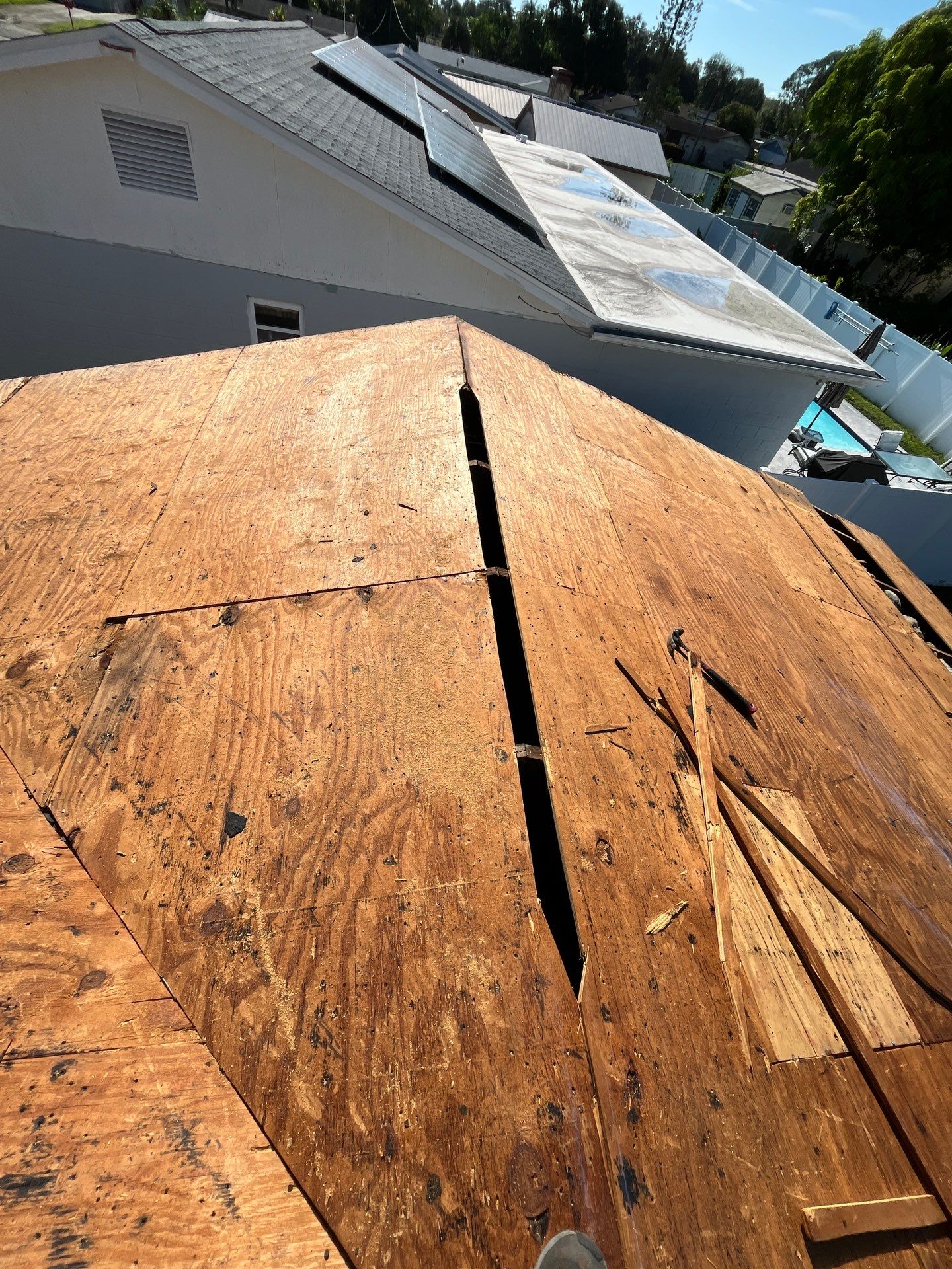 Project in St. Petersburg 33702 by Mitchell Roofing Company LLC 