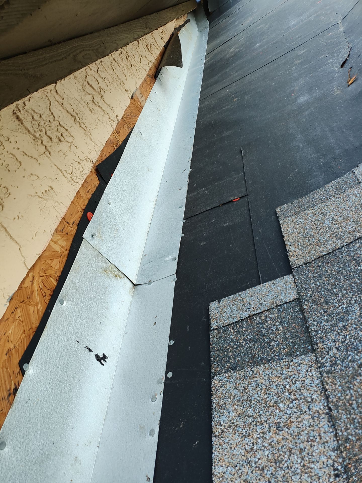 Roof Replacement in Valrico, FL by Shingle Masters Roofing