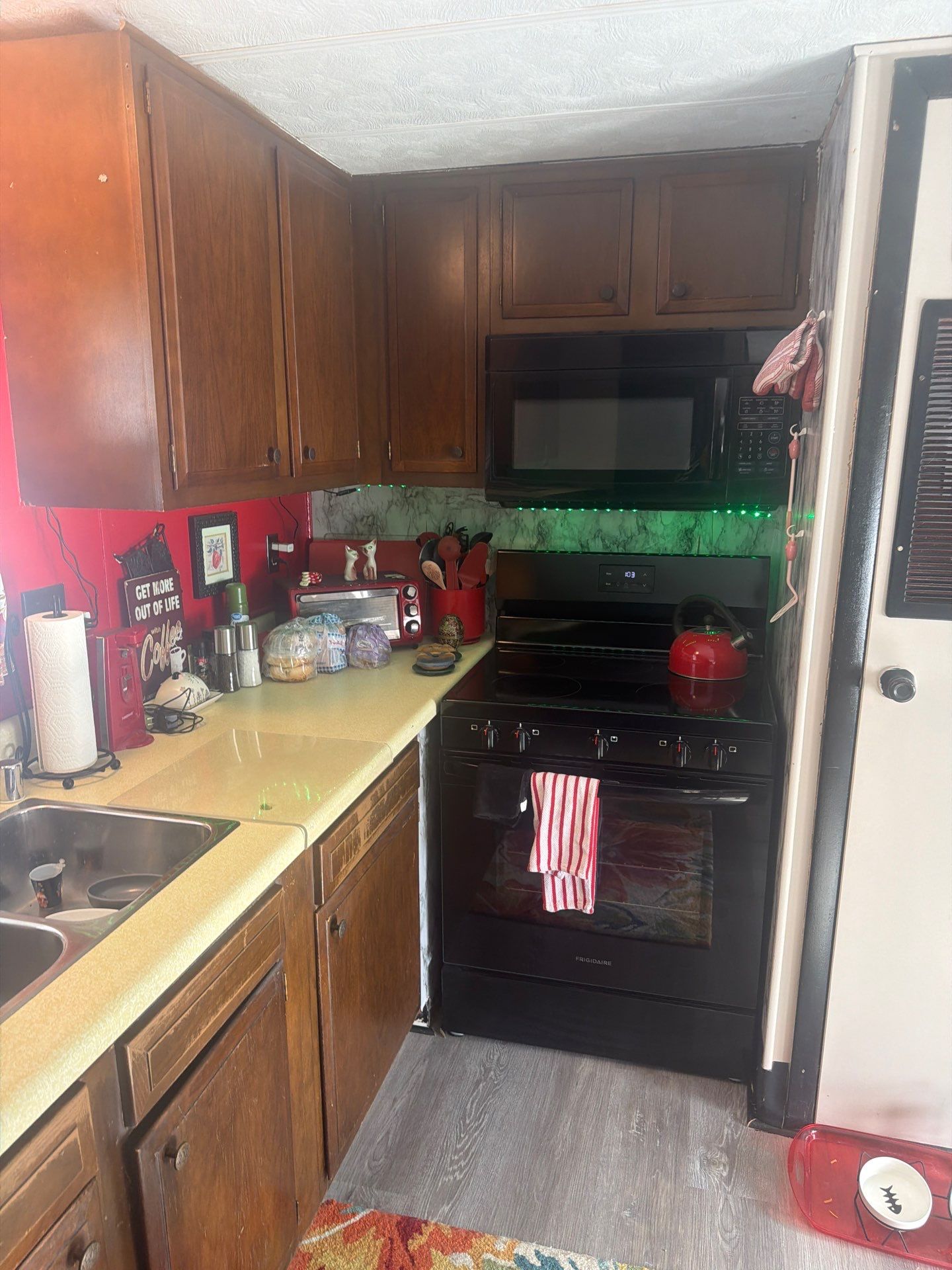 Kitchen Restoration by OCS Contracting Services