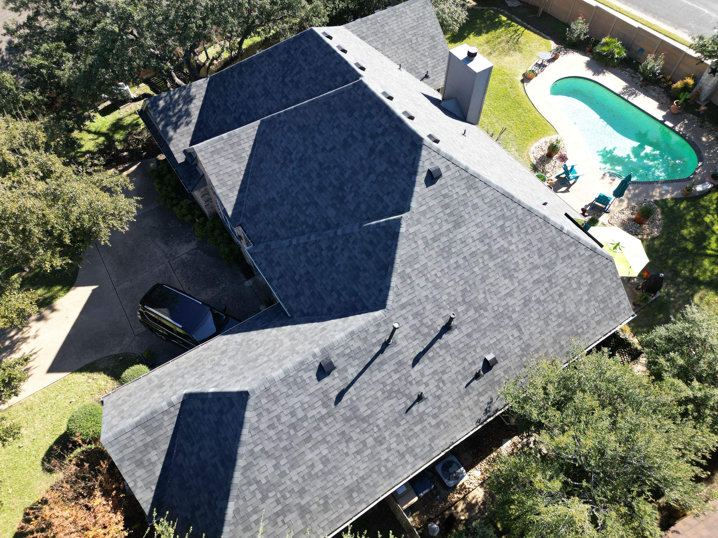 Midnight Black - Malarkey Vista by RoofsOnly.com