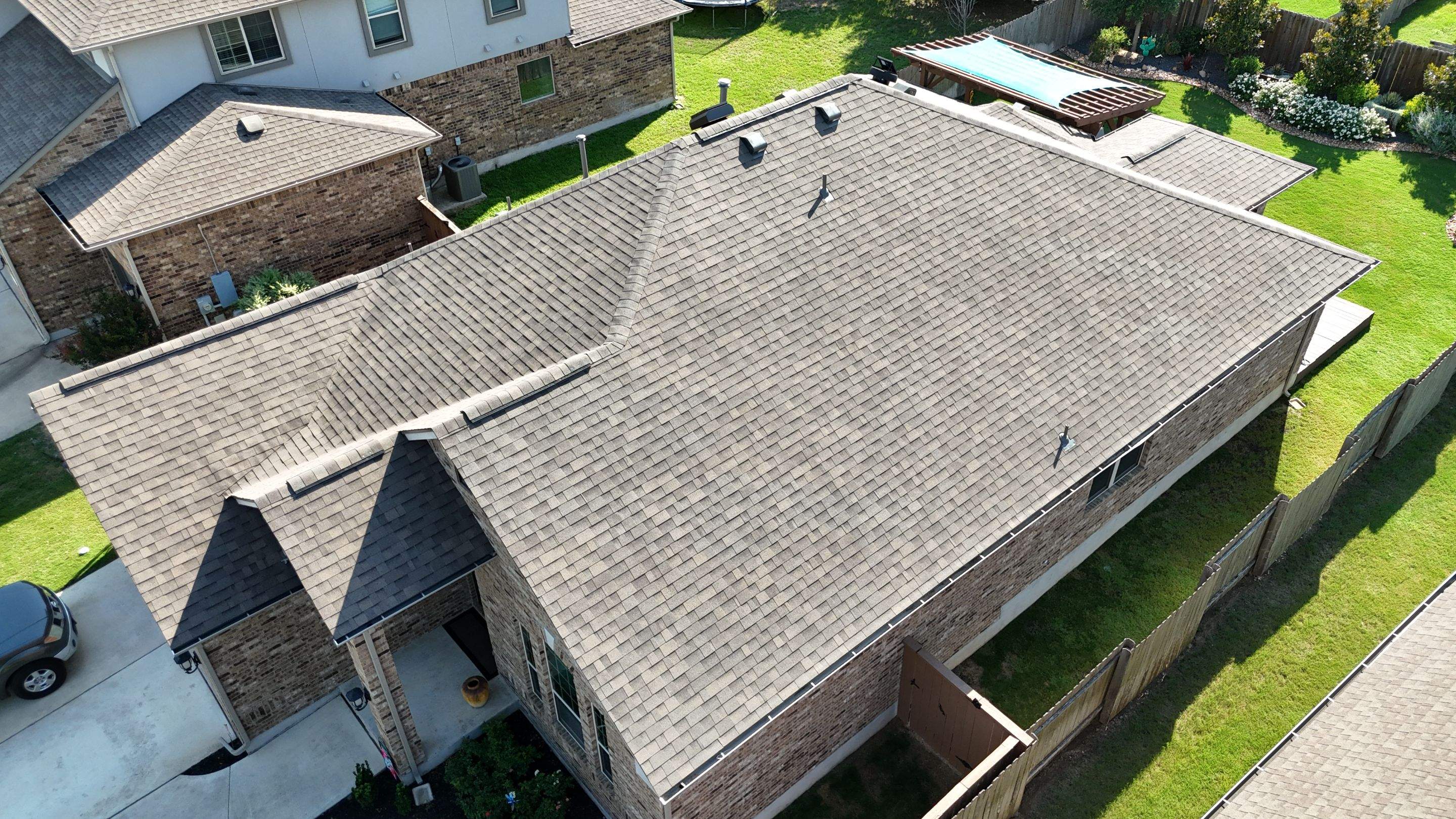 Weathered Wood - Malarkey Vista by RoofsOnly.com