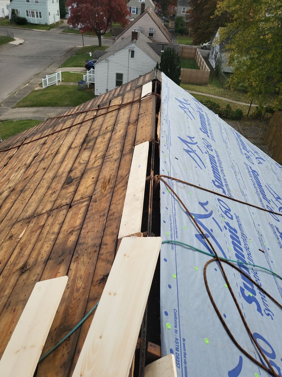 ATLAS PINNACLE COLOR: MORNING HARVEST DRIP EDGE: WHITE by Eagle Eye Roofing