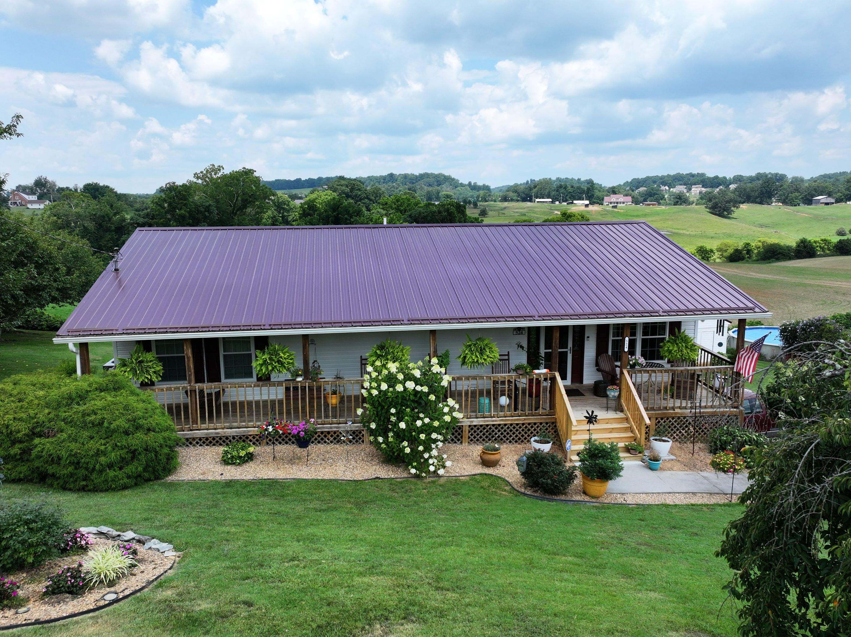 Cox Residence by Omnia Roofing