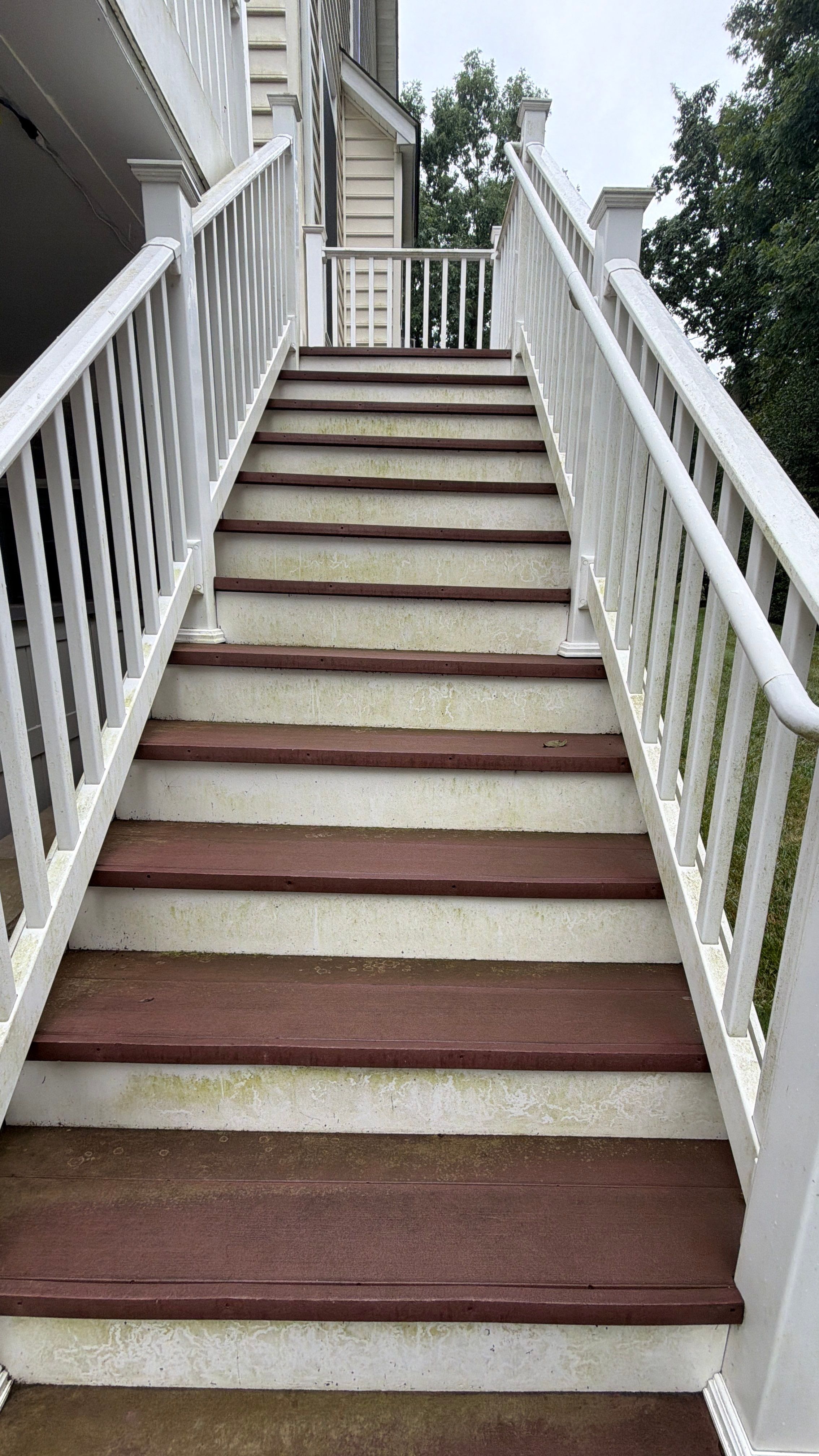 Woodbine House Washing and Outdoor Living Space Cleaning by Baltimore Pressure Washers Inc.