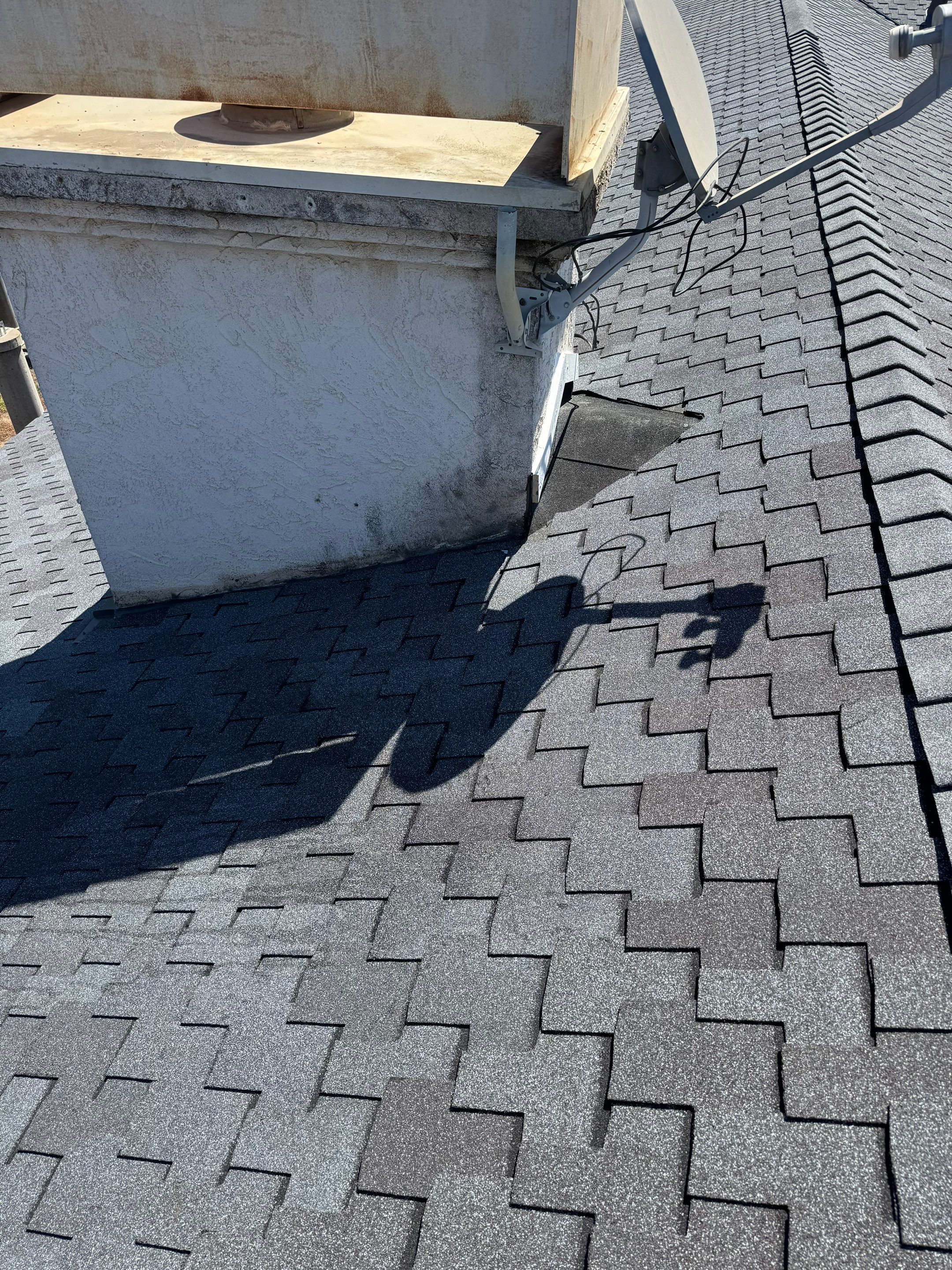 Presidential shingle roof by Straight Edge Roofing Inc