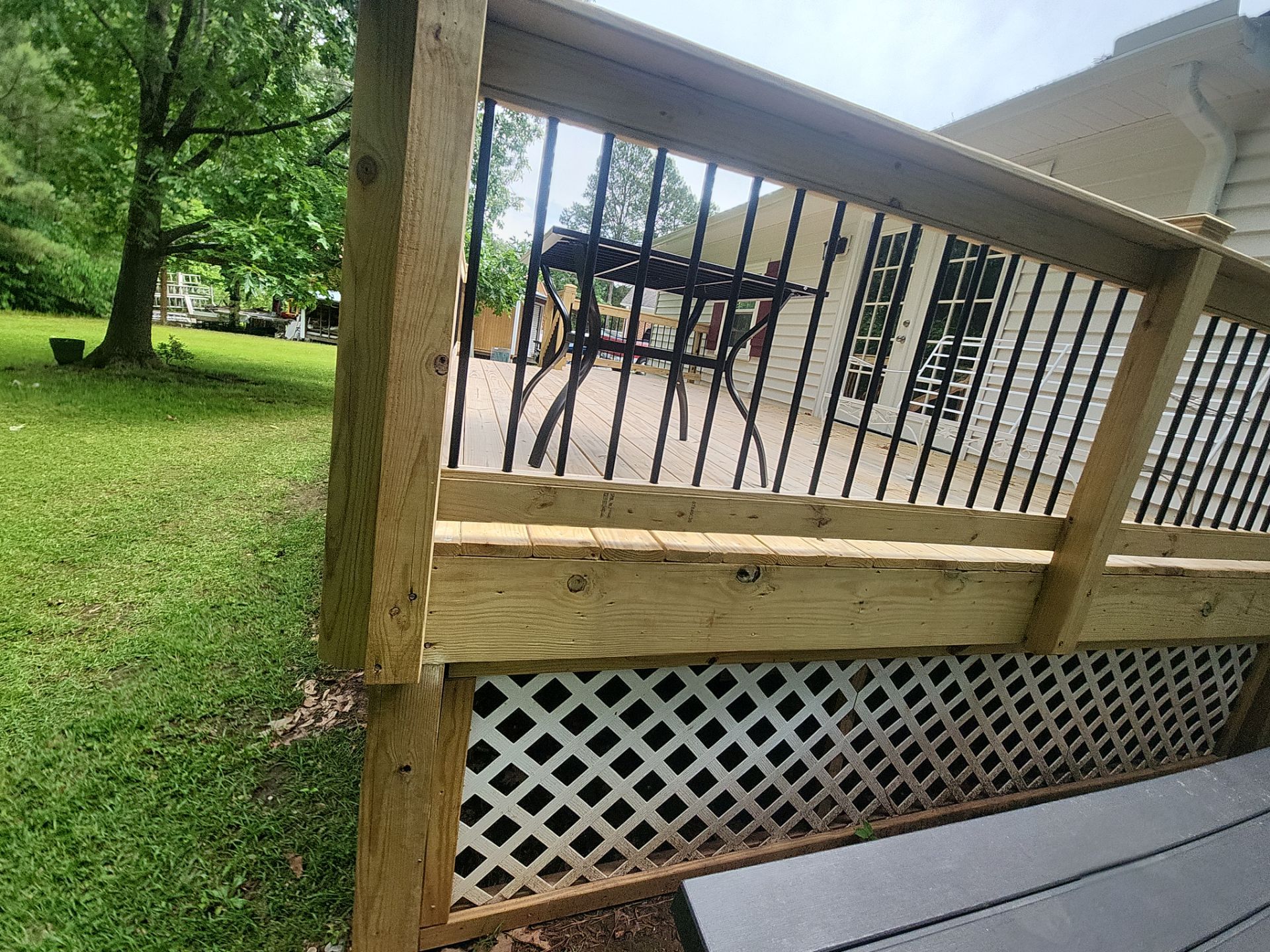 Wood Deck using Wood Sealant by DuraSeal