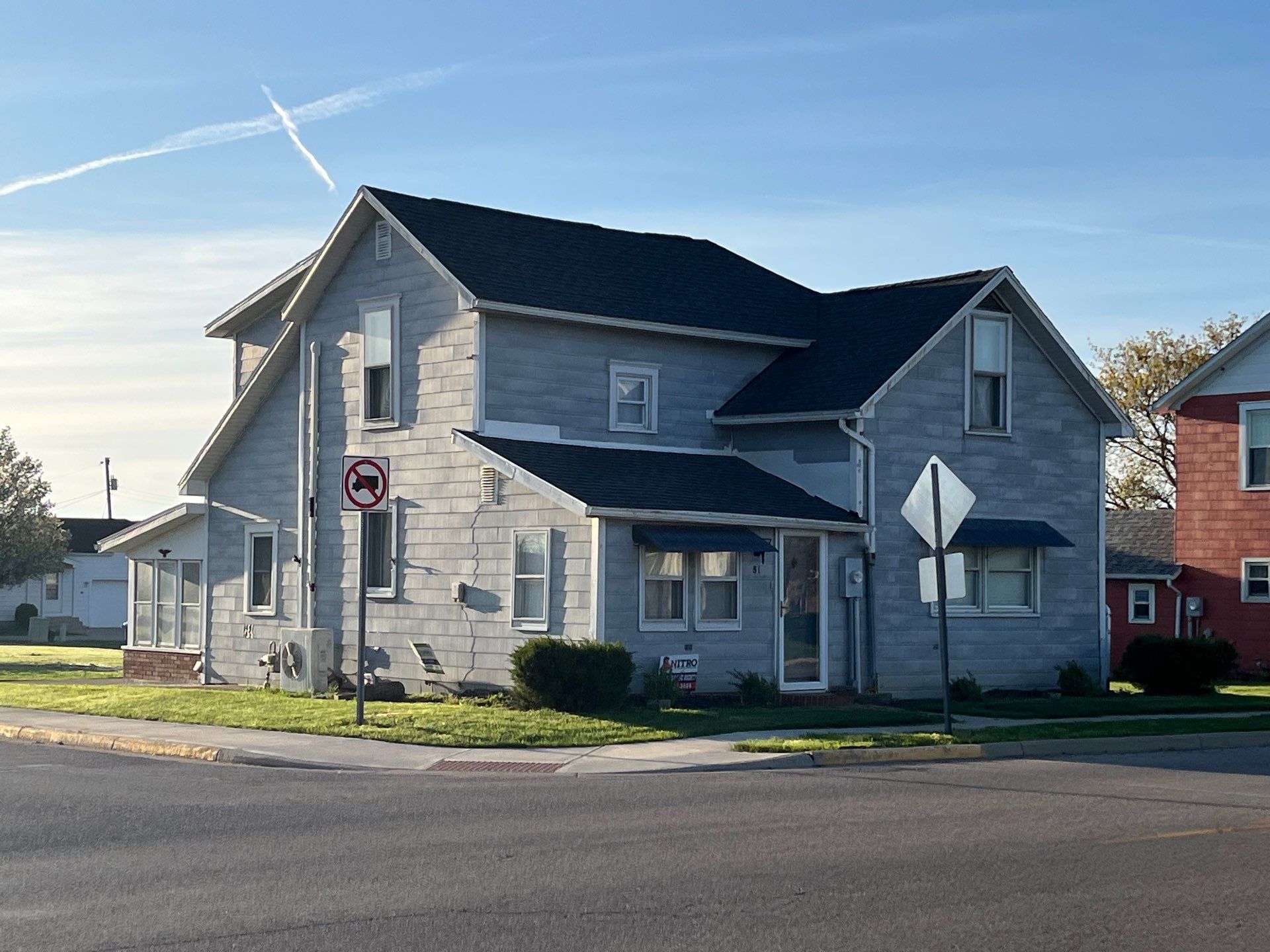 Siding Replacement by Nitro Roofing and Construction