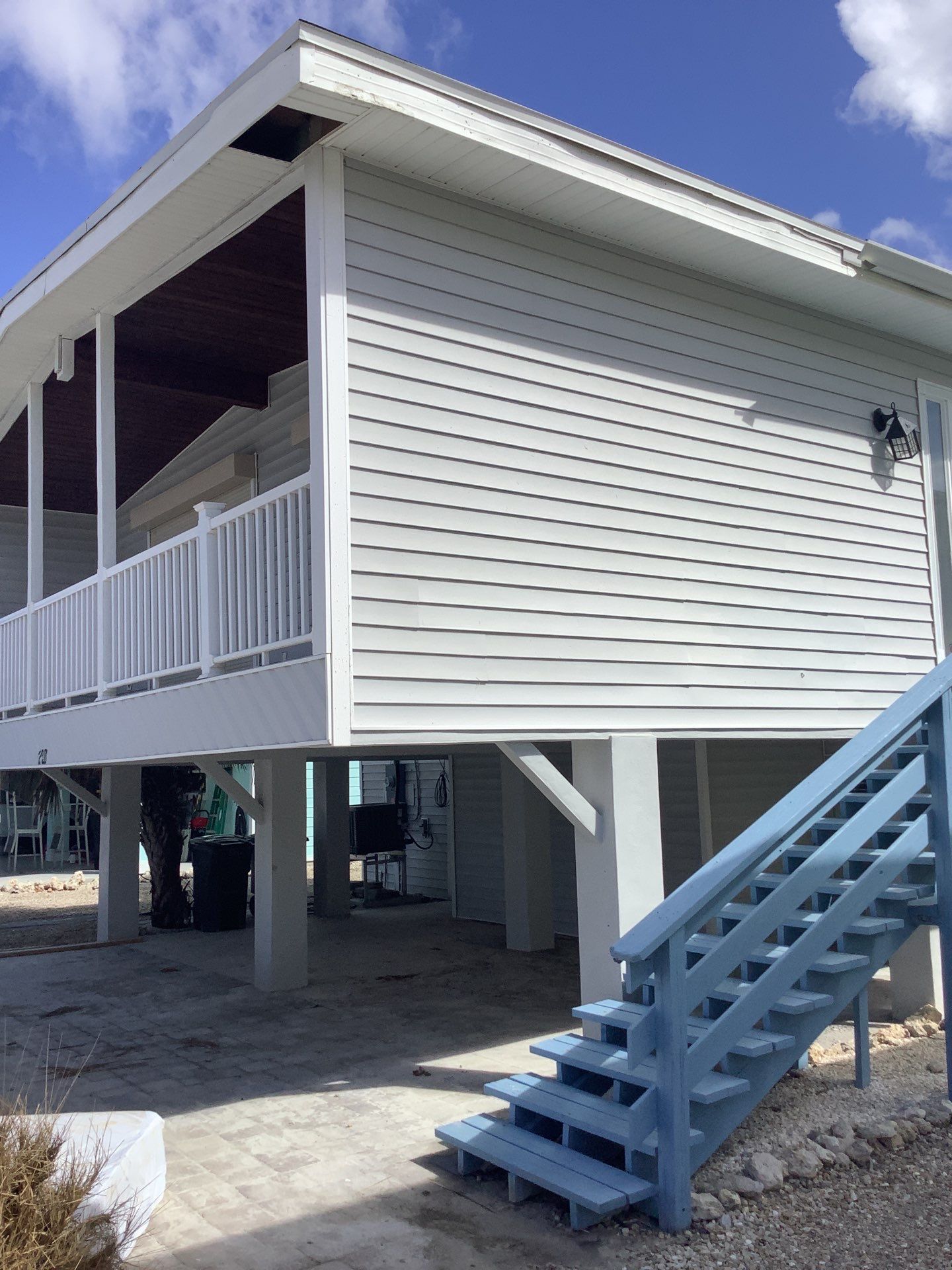 7-Inch Seamless Gutters in Fort Myers Beach FL by Gutter Professors