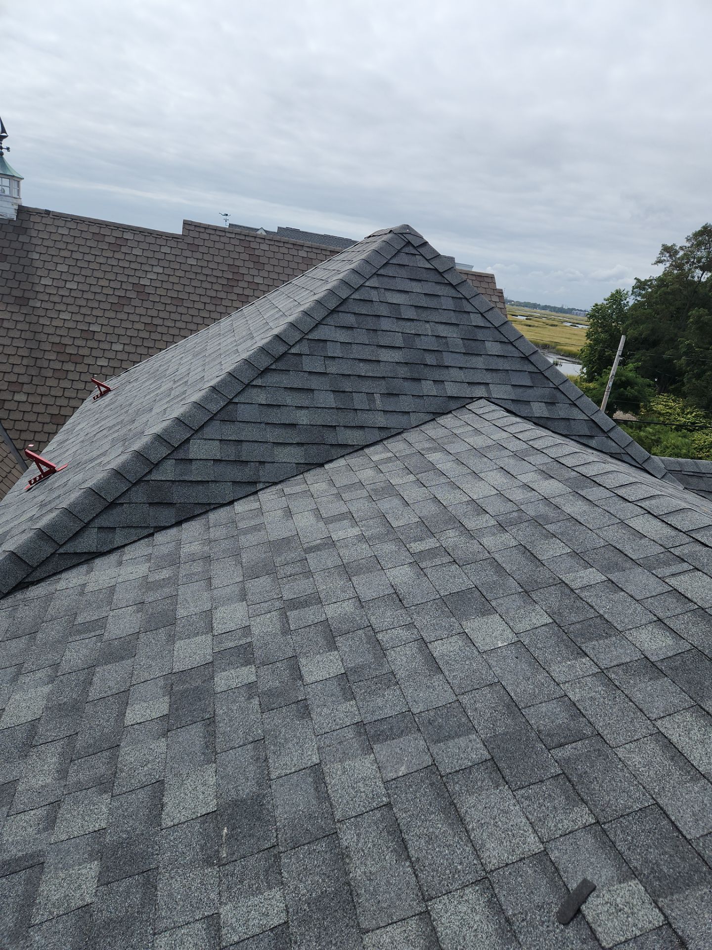 Residential Roofing Installation using Owens Corning TruDefinition Duration - Estate Gray & Flagstone Cedar Impressions by A Plus Exterior