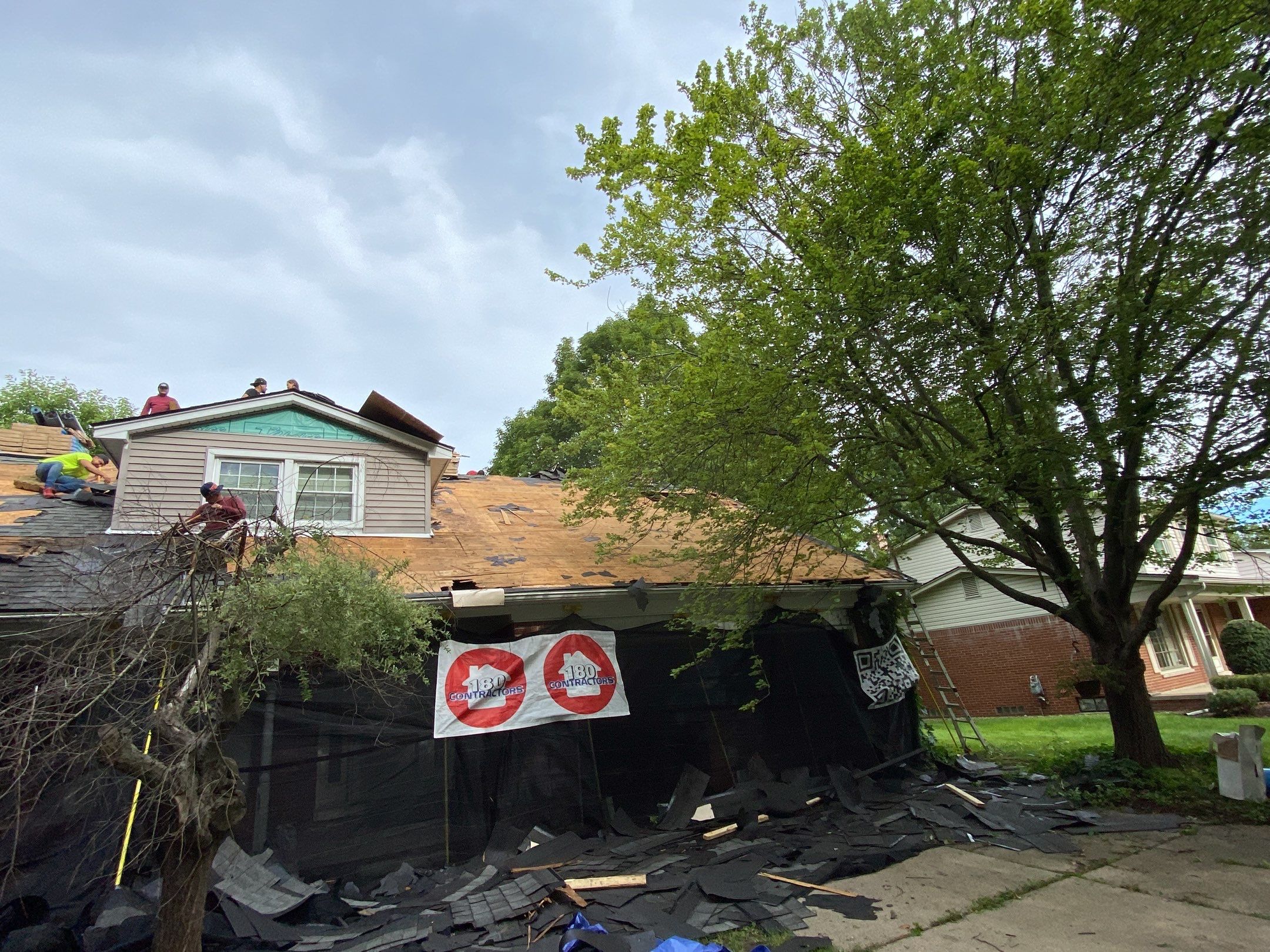 Roof Replacement using CertainTeed Landmark by 180 Contractors