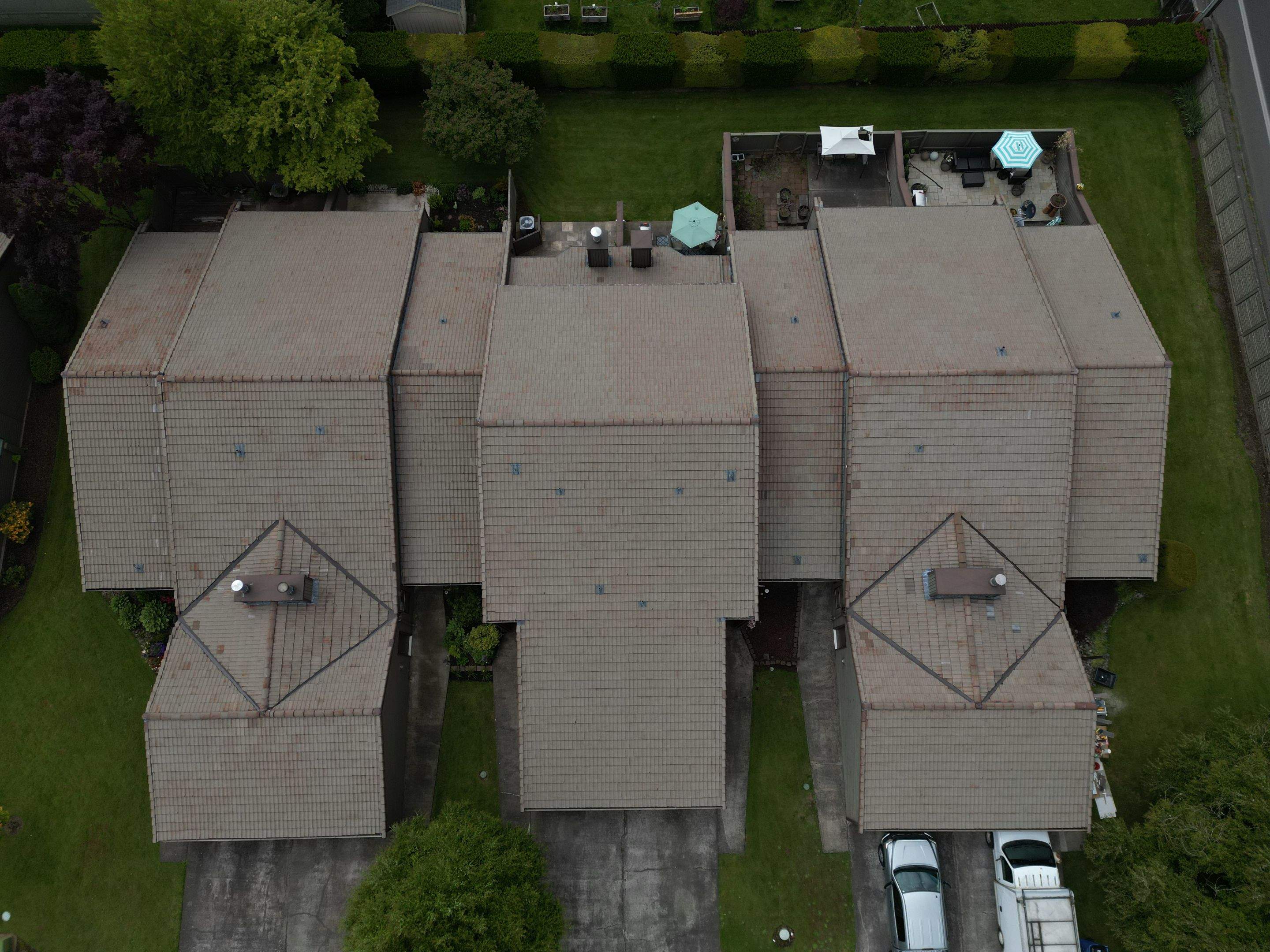 Large scale roof cleaning by Hawthorne General Construction