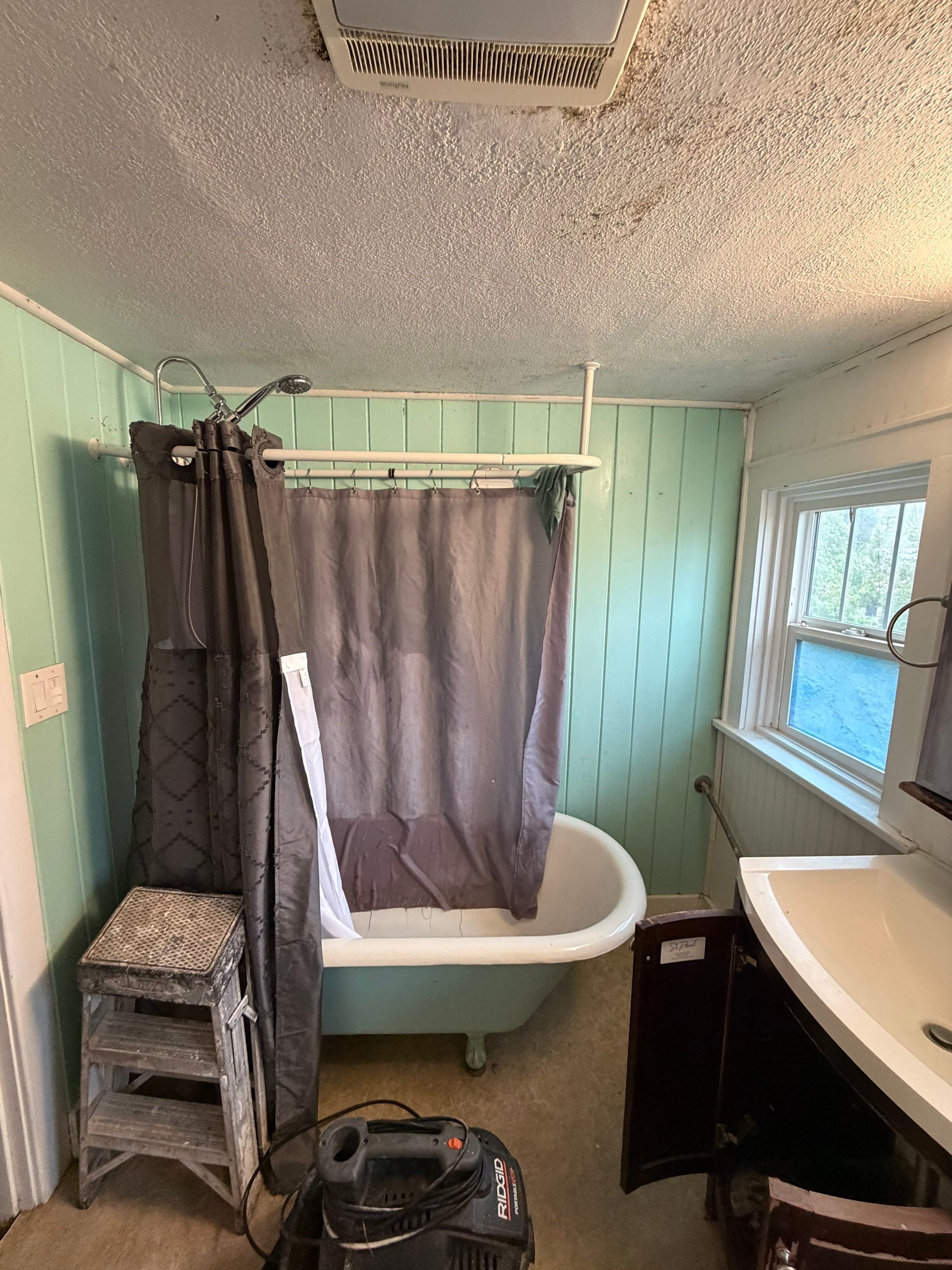 Bathroom Renovation by Handyman State LLC