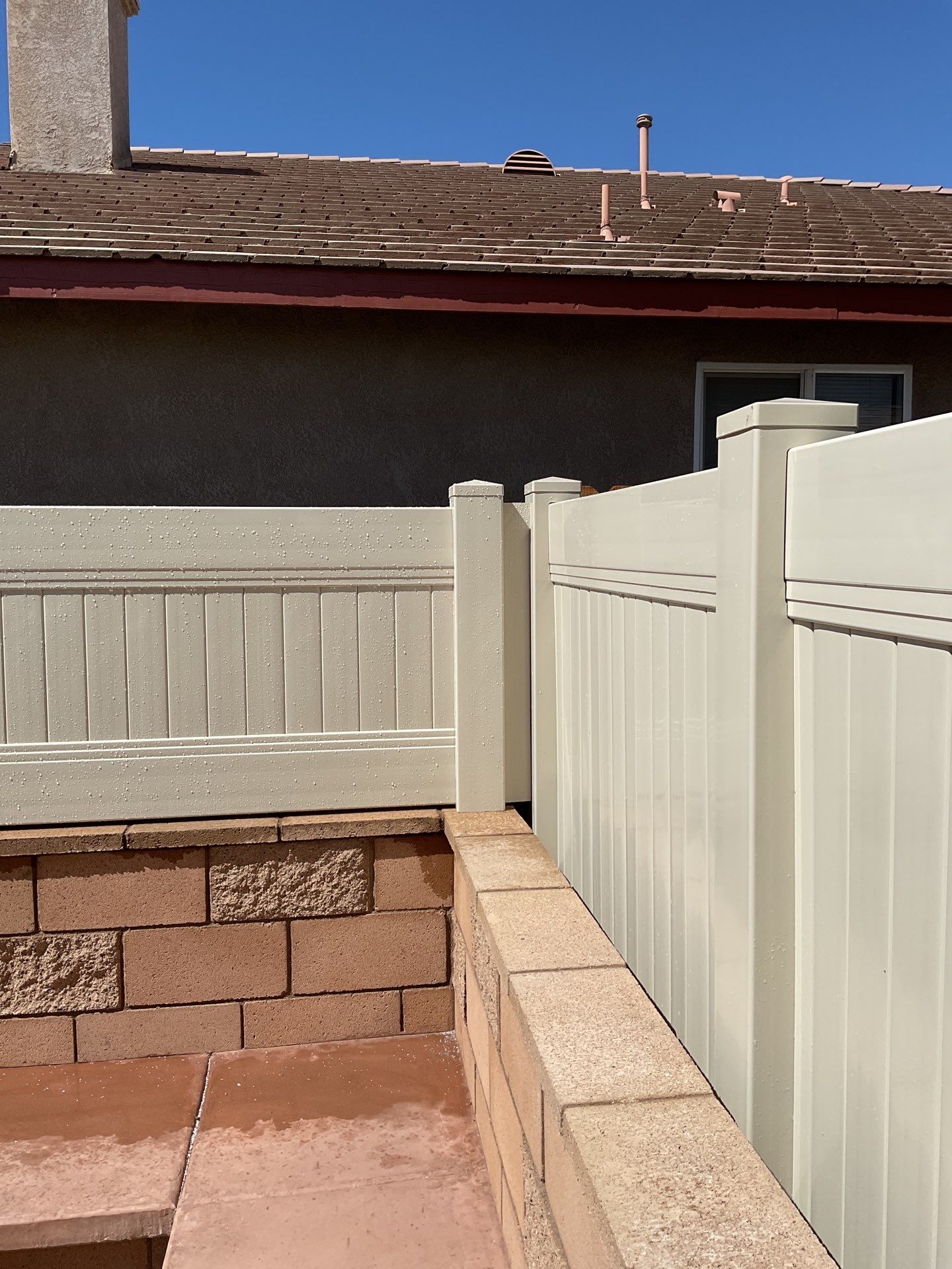 Fence Installation using Vinyl by Fence Guys Inc. 