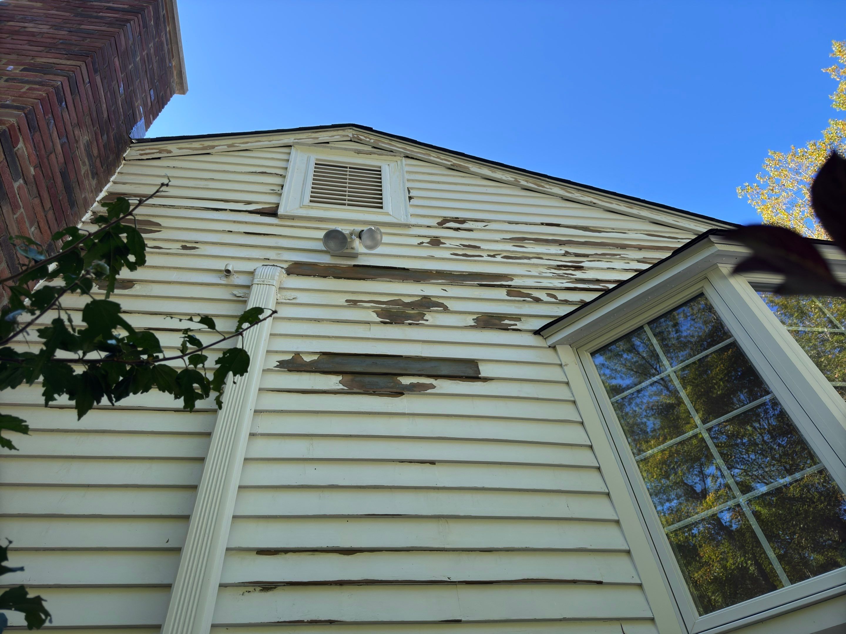 Exterior Painting using Benjamin Moore Aura Exterior by Trendy Walls Inc.