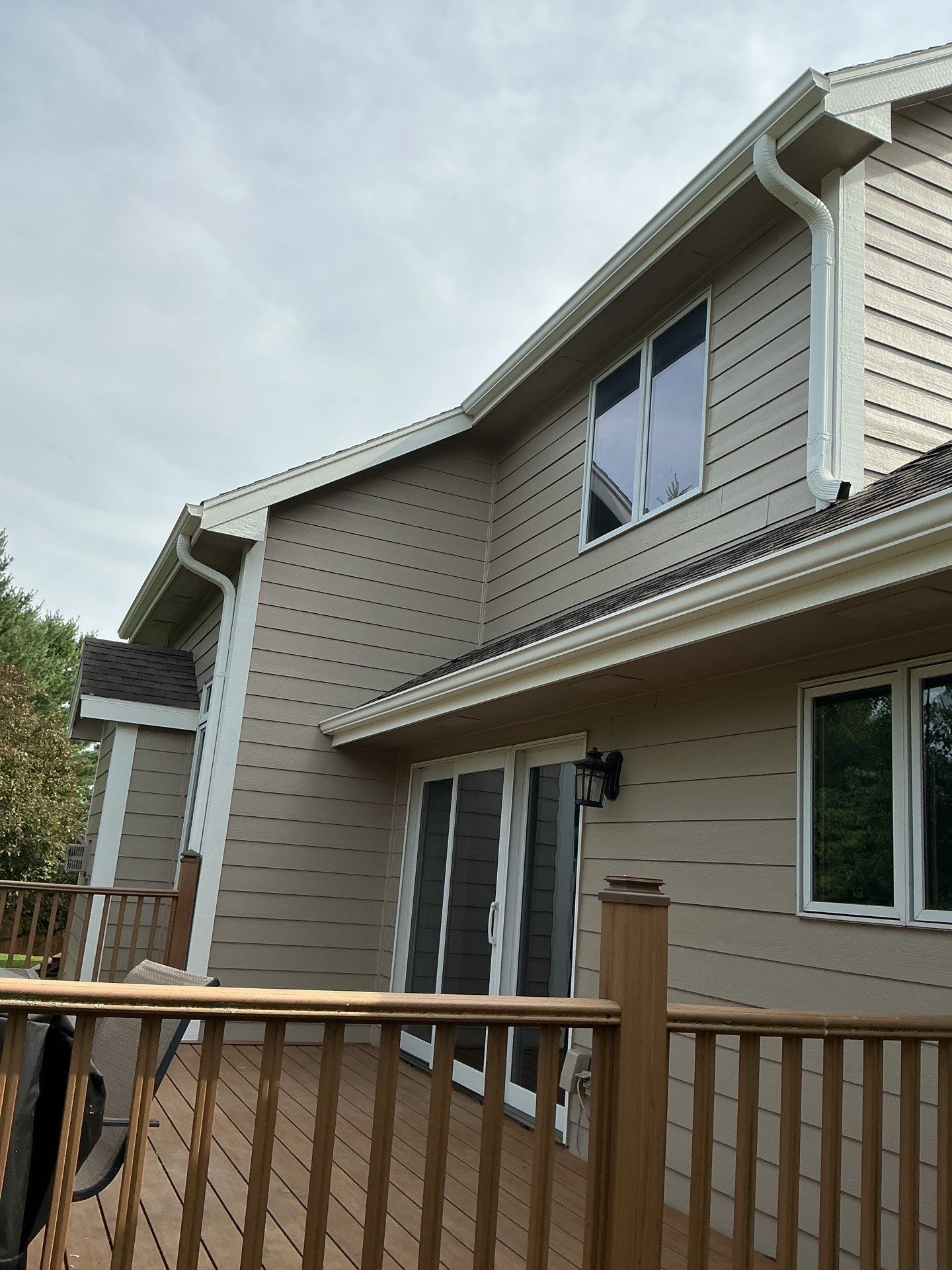 Residential Exterior Repaint  by Midwest Paint LLC