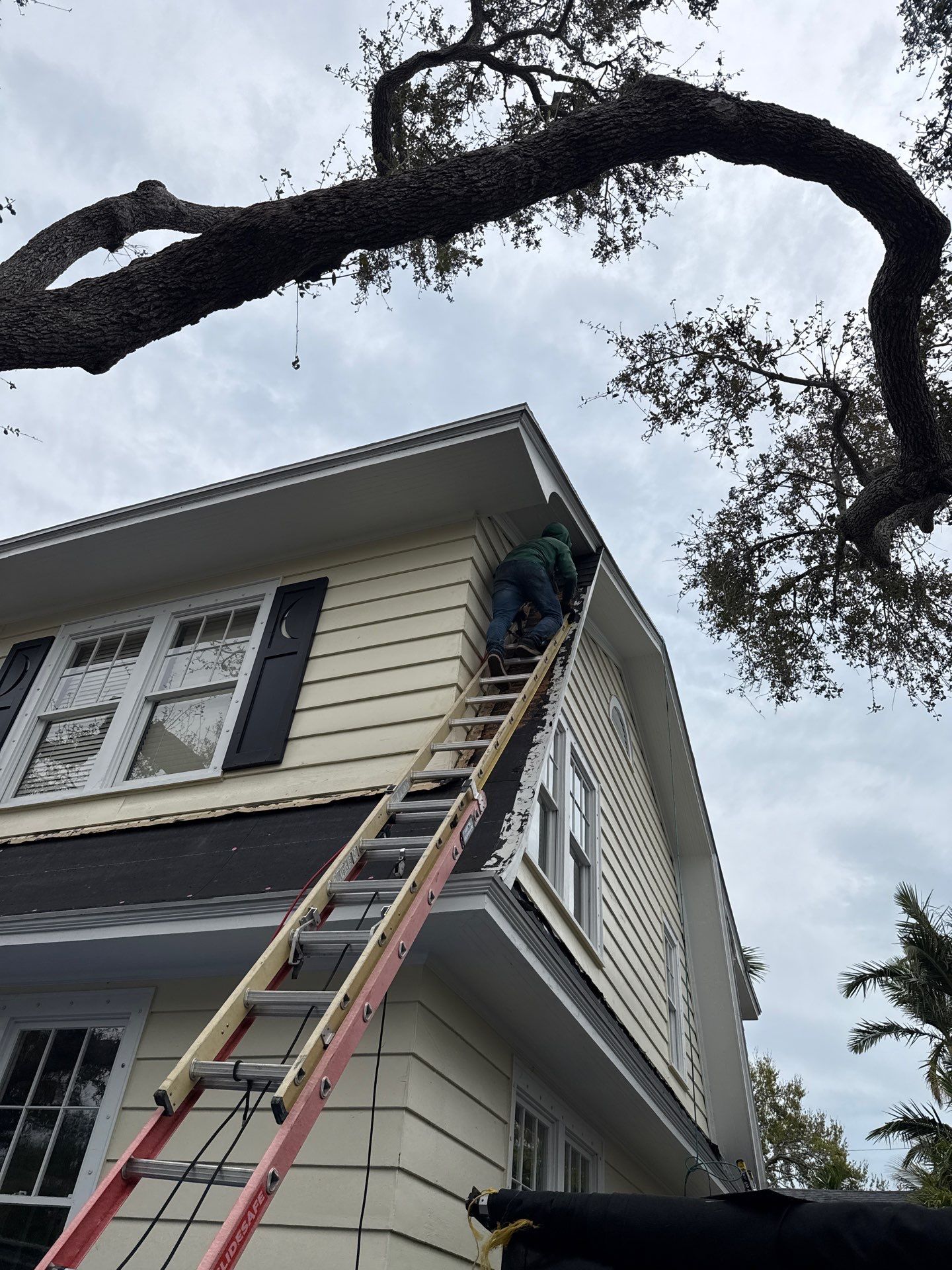 Project in St. Petersburg 33704 by Mitchell Roofing Company LLC 