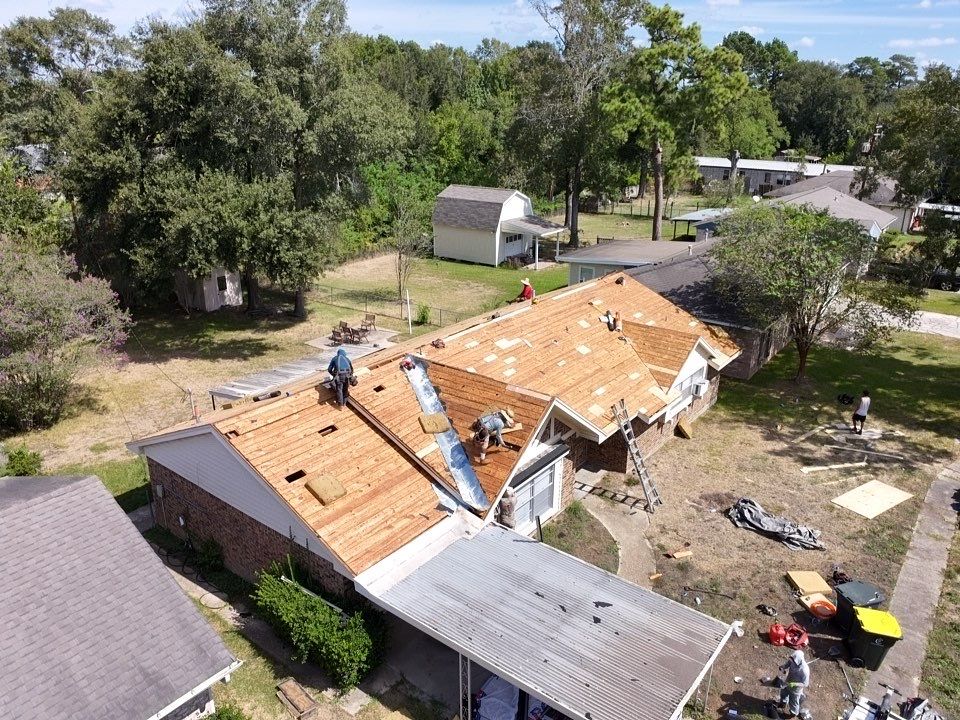 Shingle Project - Conroe, Texas by Hartland Roofing & Construction