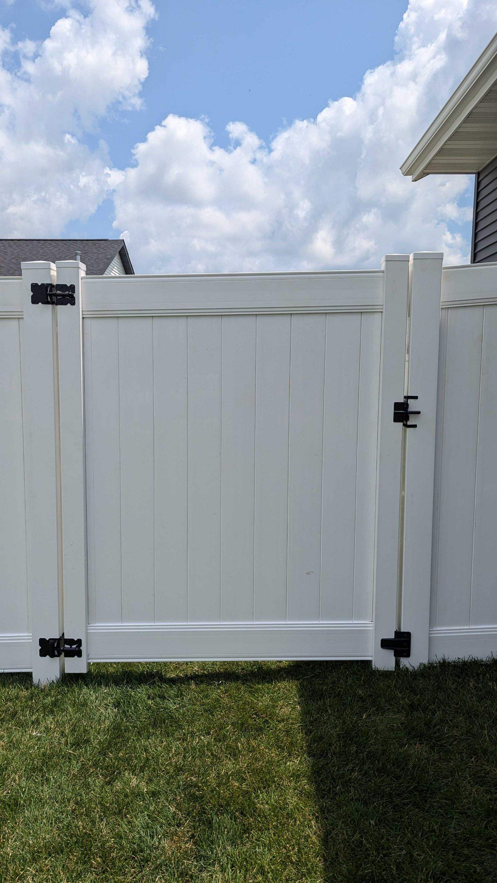 Project in Independence by Perfect Picket Fence and Stain