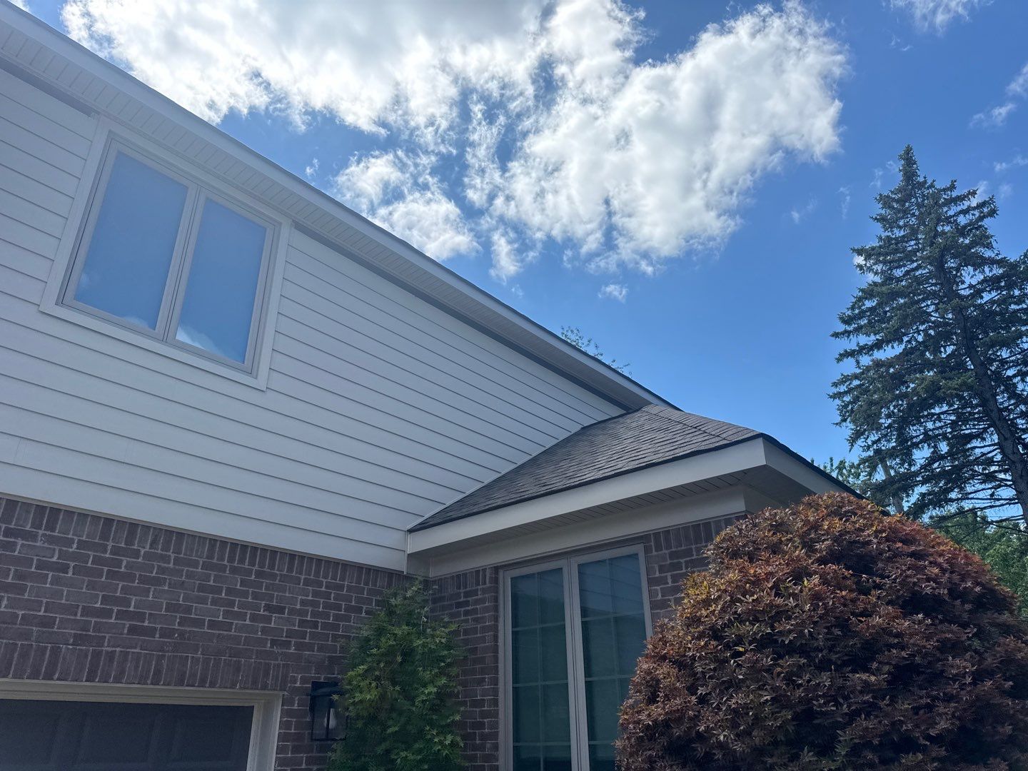 Siding Replacement using Alside S7 Cedar Mill Grain Composite by 180 Contractors