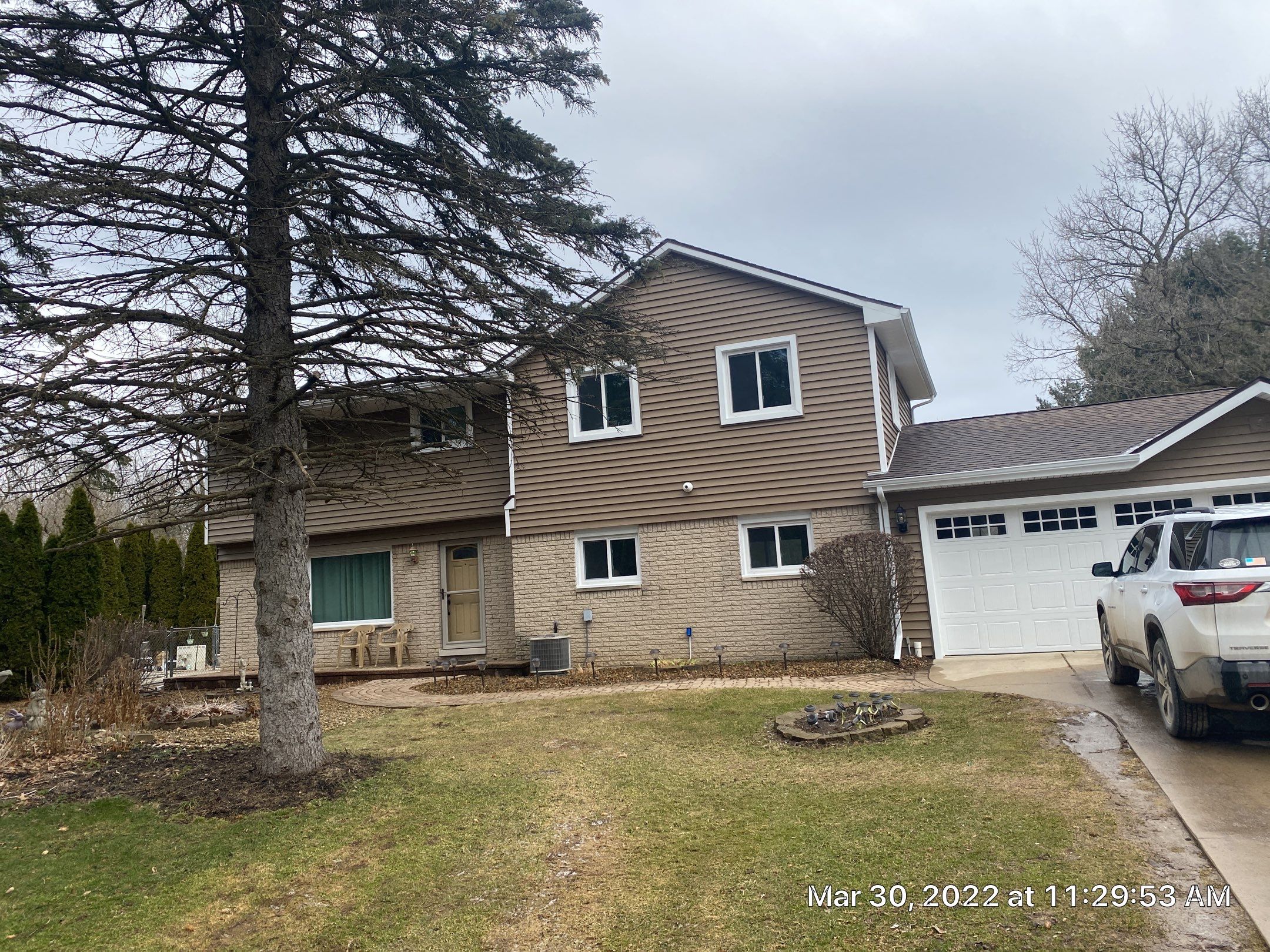 Siding Replacement using CertainTeed Monogram D5 Clapboard by 180 Contractors