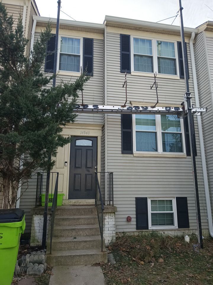 Woodbridge: CertainTeed Monogram 4" Straight Lap Siding in Sterling Gray by RM Banning, Inc.