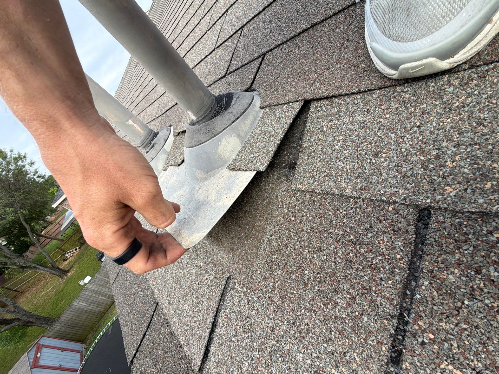 Comprehensive Roof Leak Detection and Siding Inspection in Seagoville by Rich the Roofer LLC