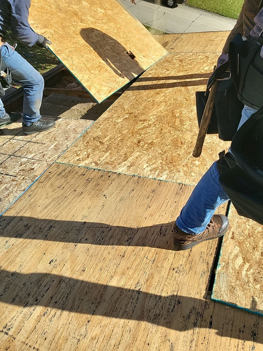 ATLAS PINNACLE COLOR: HEATHERBLEND DRIP EDGE: MUSKET BROWN by Eagle Eye Roofing