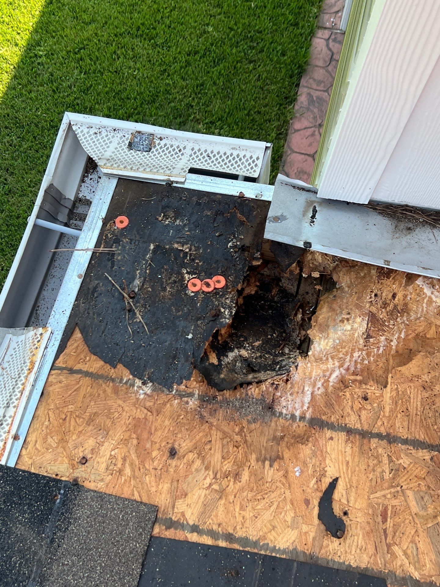 Hail Damage using Owen's Corning Duration (Lifetime) Shingles by Roof Repair Company