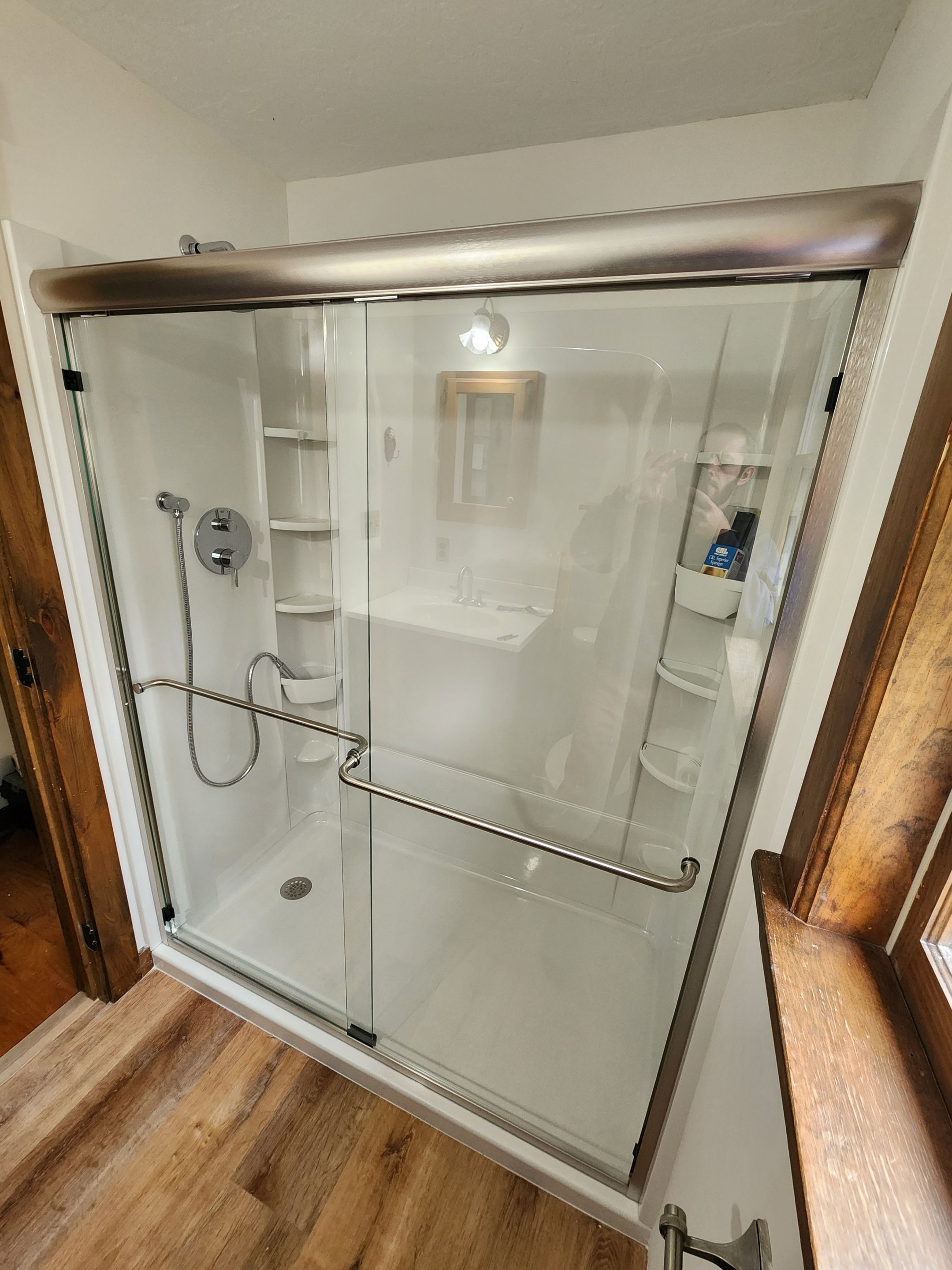 Shower using Alumax Shower by Cheshire Glass Company