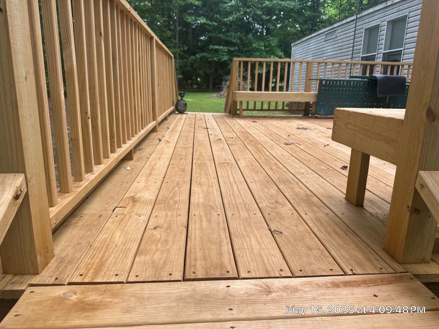 Wood Deck using Wood Sealant by DuraSeal