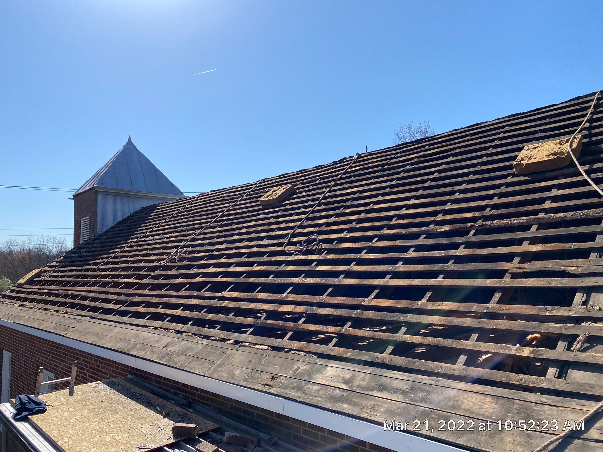 Primitive Baptist Church using Standing Seam Metal by Just In Time Roofing and Restoration