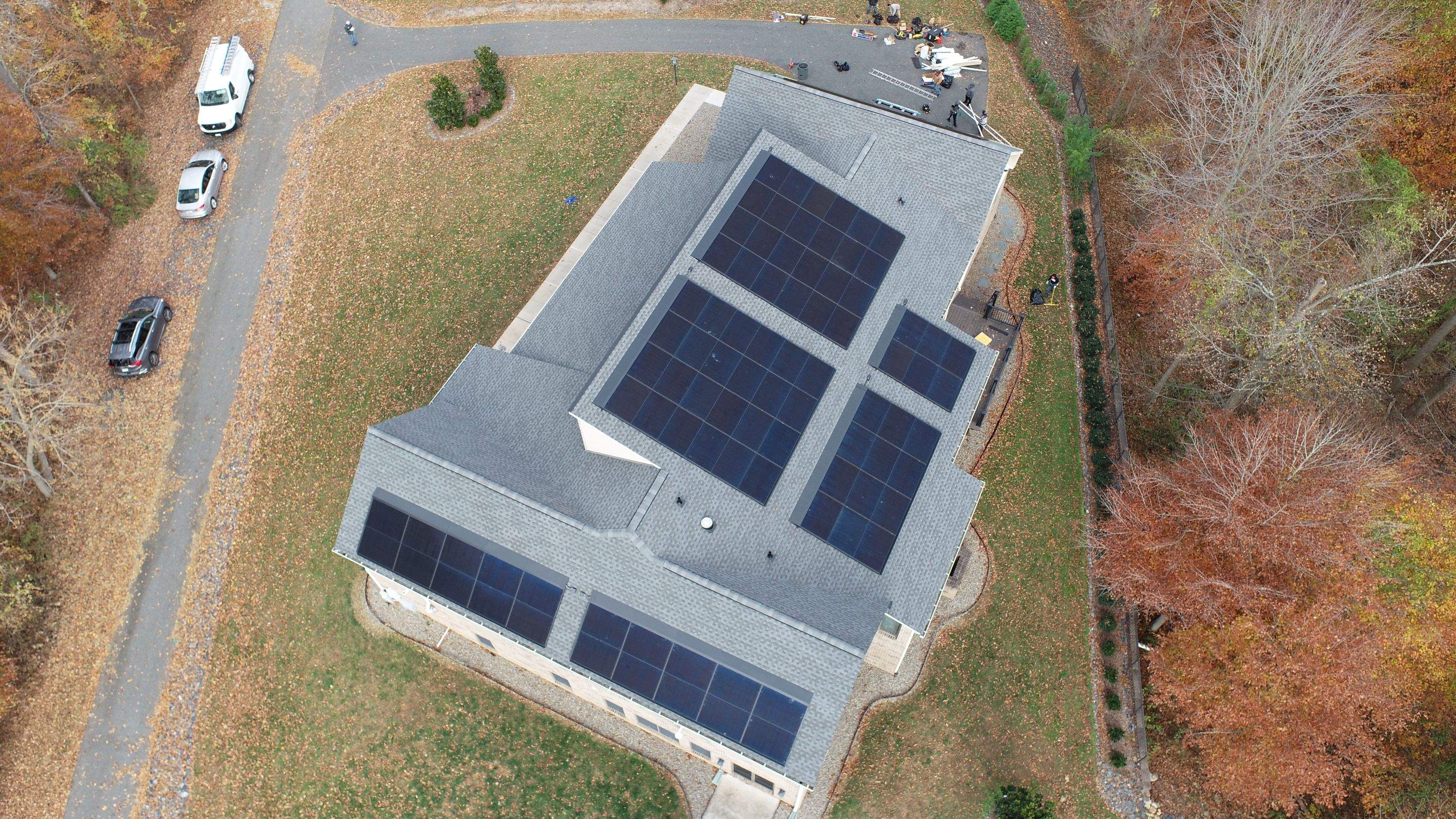 Solar Roof using GAF Decotech integrated panels by American Home Contractors