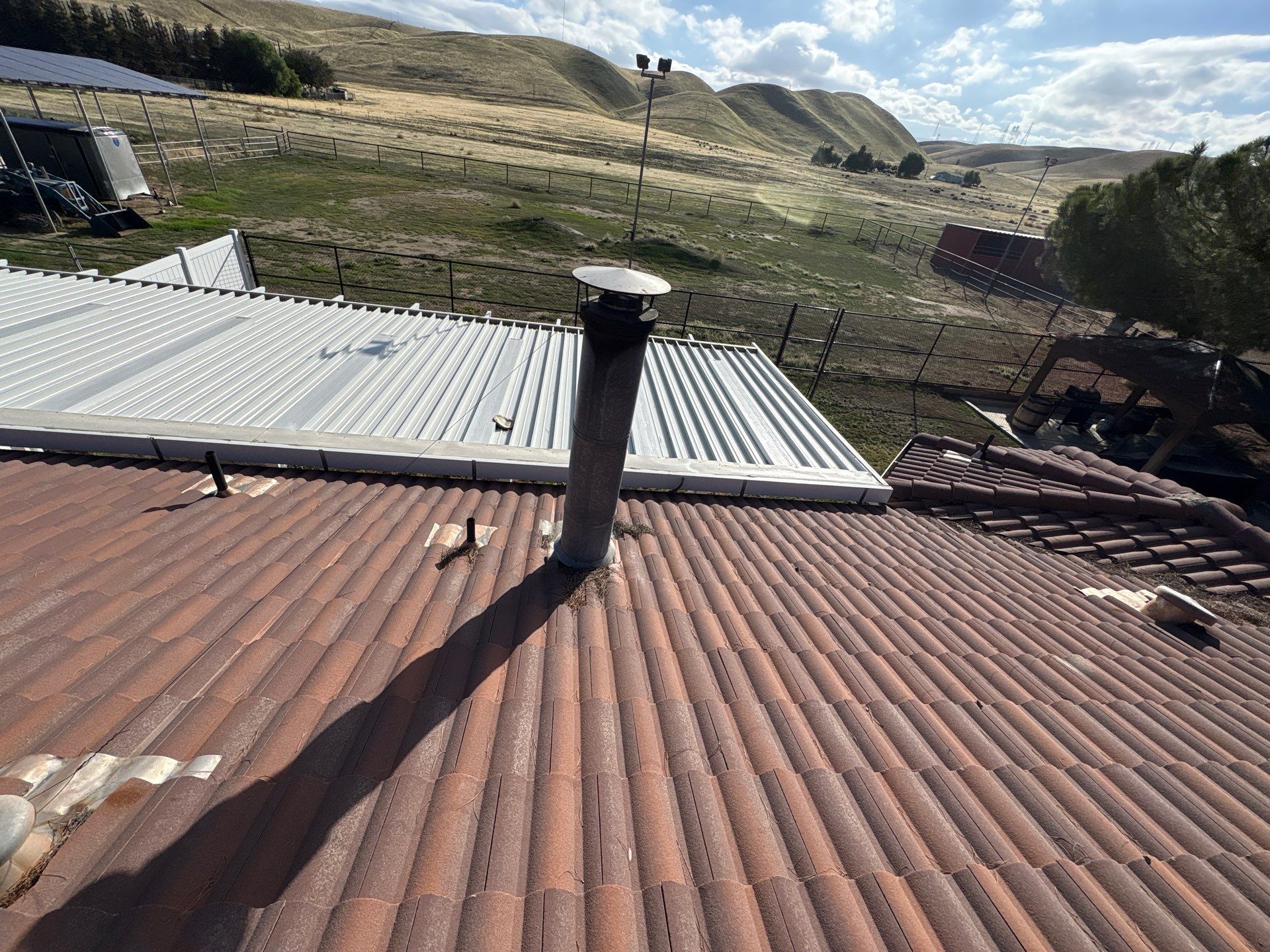 Metal Roofing by Straight Edge Roofing Inc