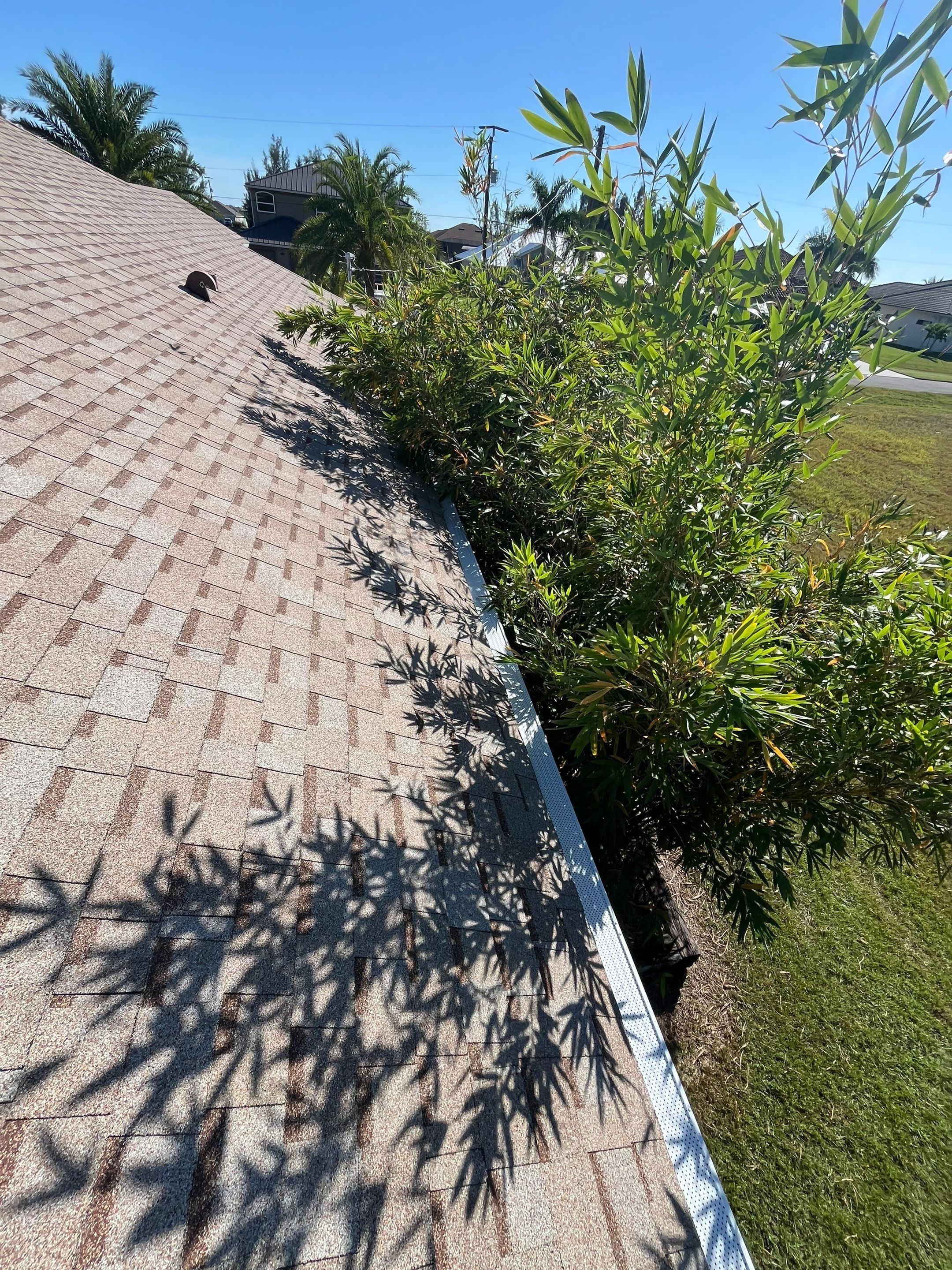 6 Inch Seamless Gutters using K-Style Seamless Gutters in Cape Coral FL by Gutter Professors