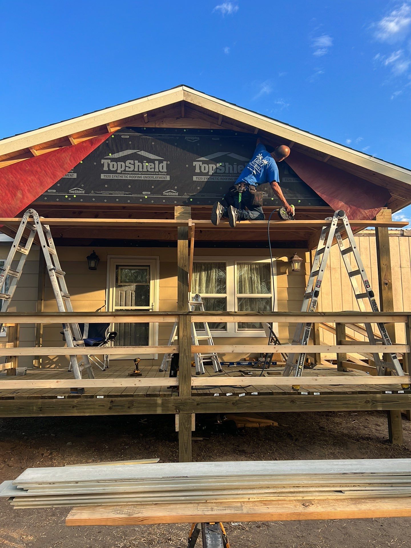 Front Porch Sitt'n by Bayfront Roofing and Construction