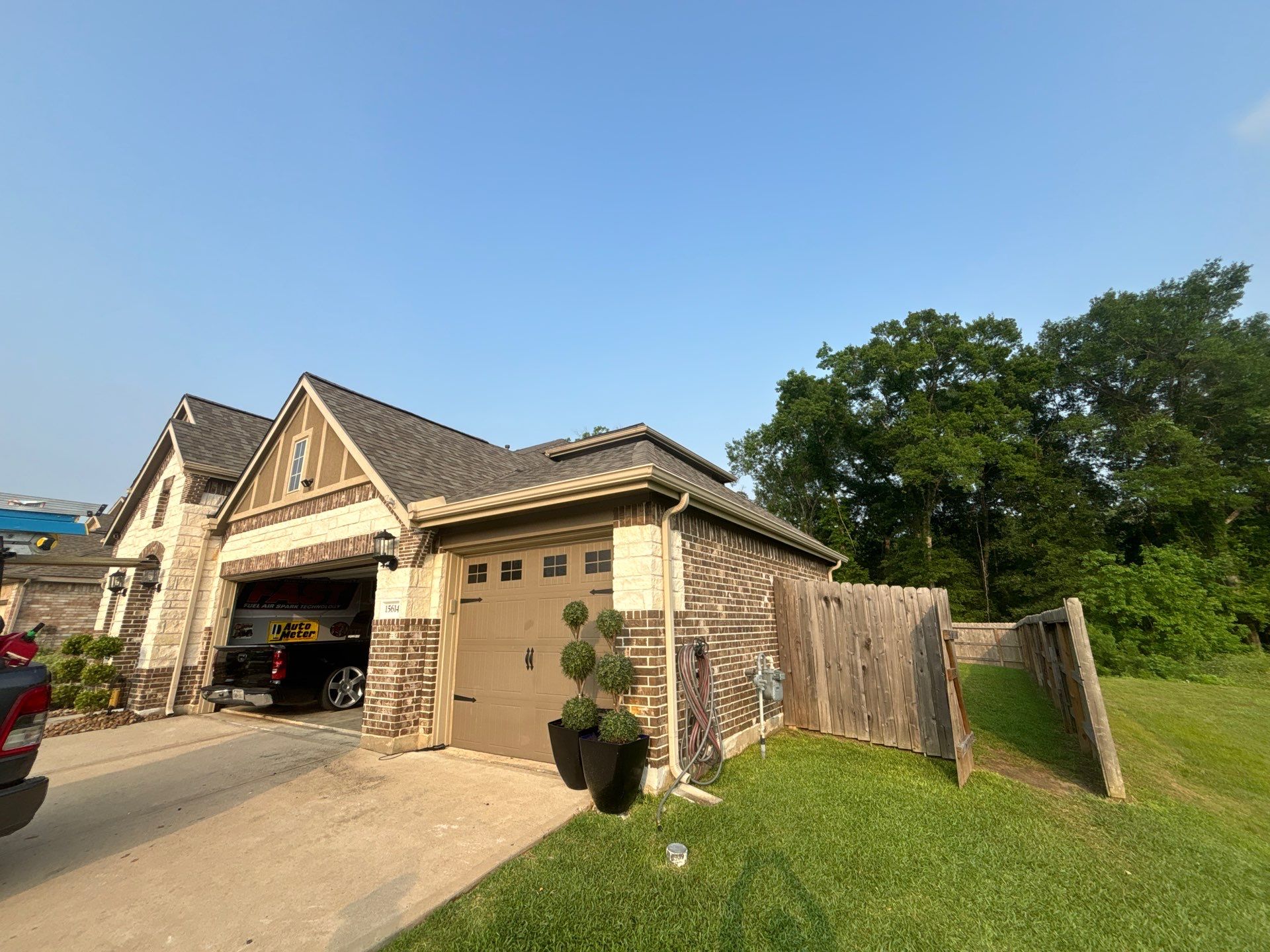 Residential Roofing Installation using Owen's Corning Duration (Lifetime) Shingles by Roof Repair Company