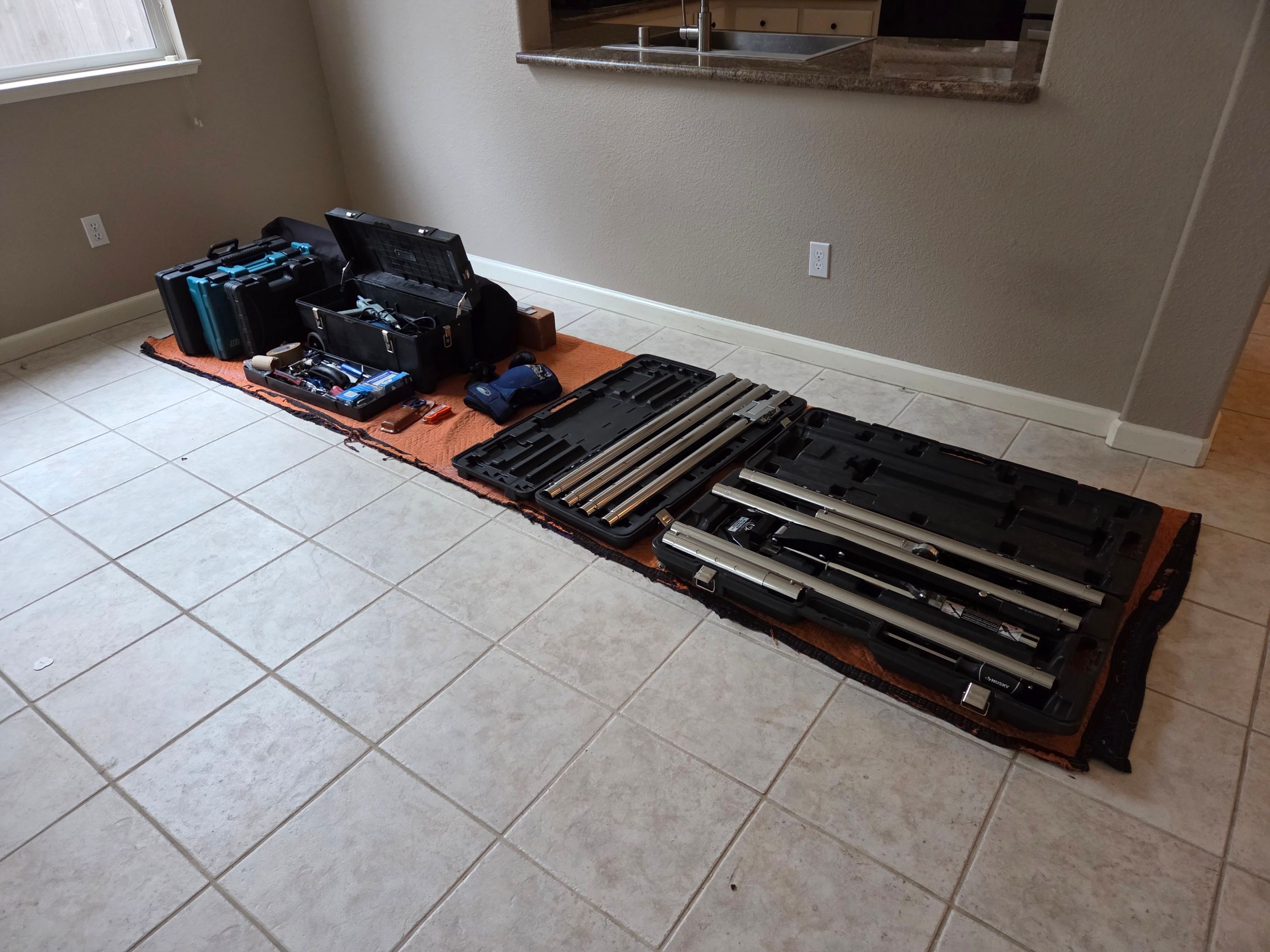 Carmichael Carpet Re-stretching and Cleaning by Ardent Carpet Restore LLC