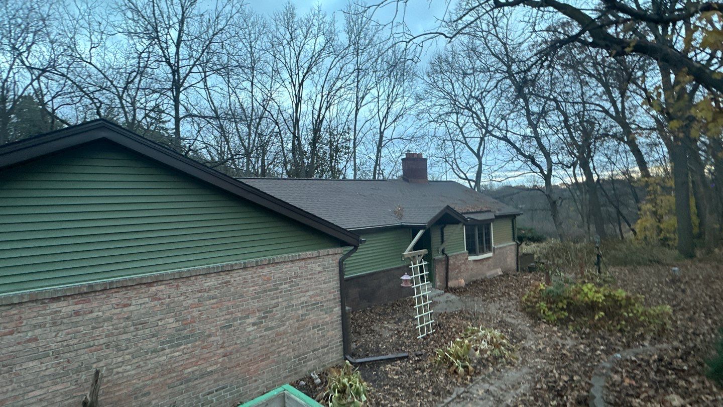 Siding Replacement using CertainTeed Restoration Classis D4 by 180 Contractors